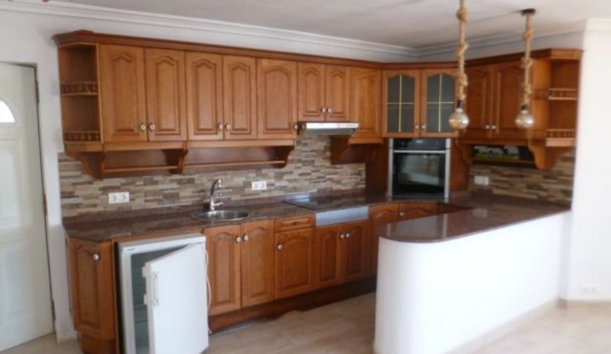 Reventa - Villa -
Villamartin - Costa Blanca