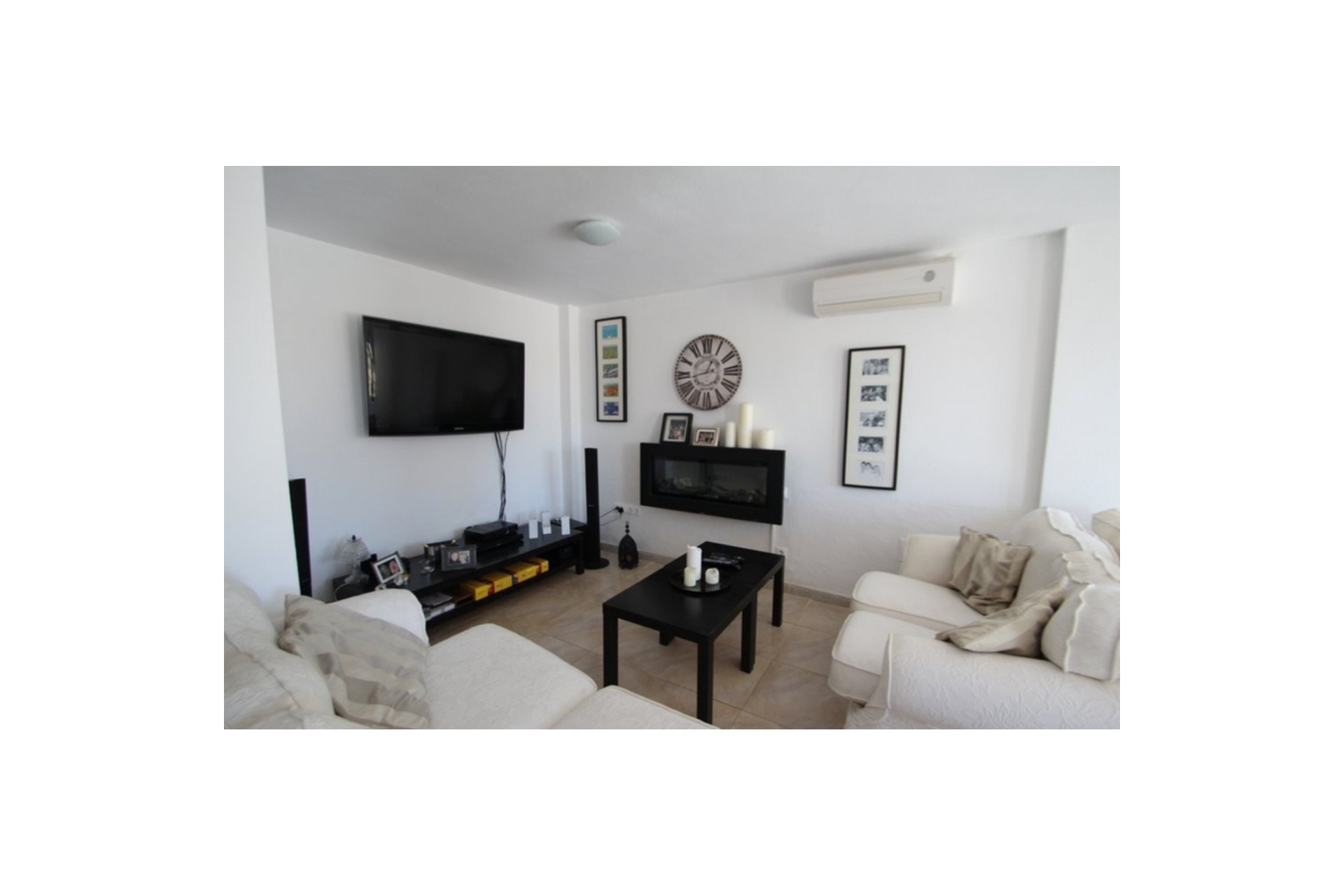 Reventa - Villa -
Villamartin - Costa Blanca