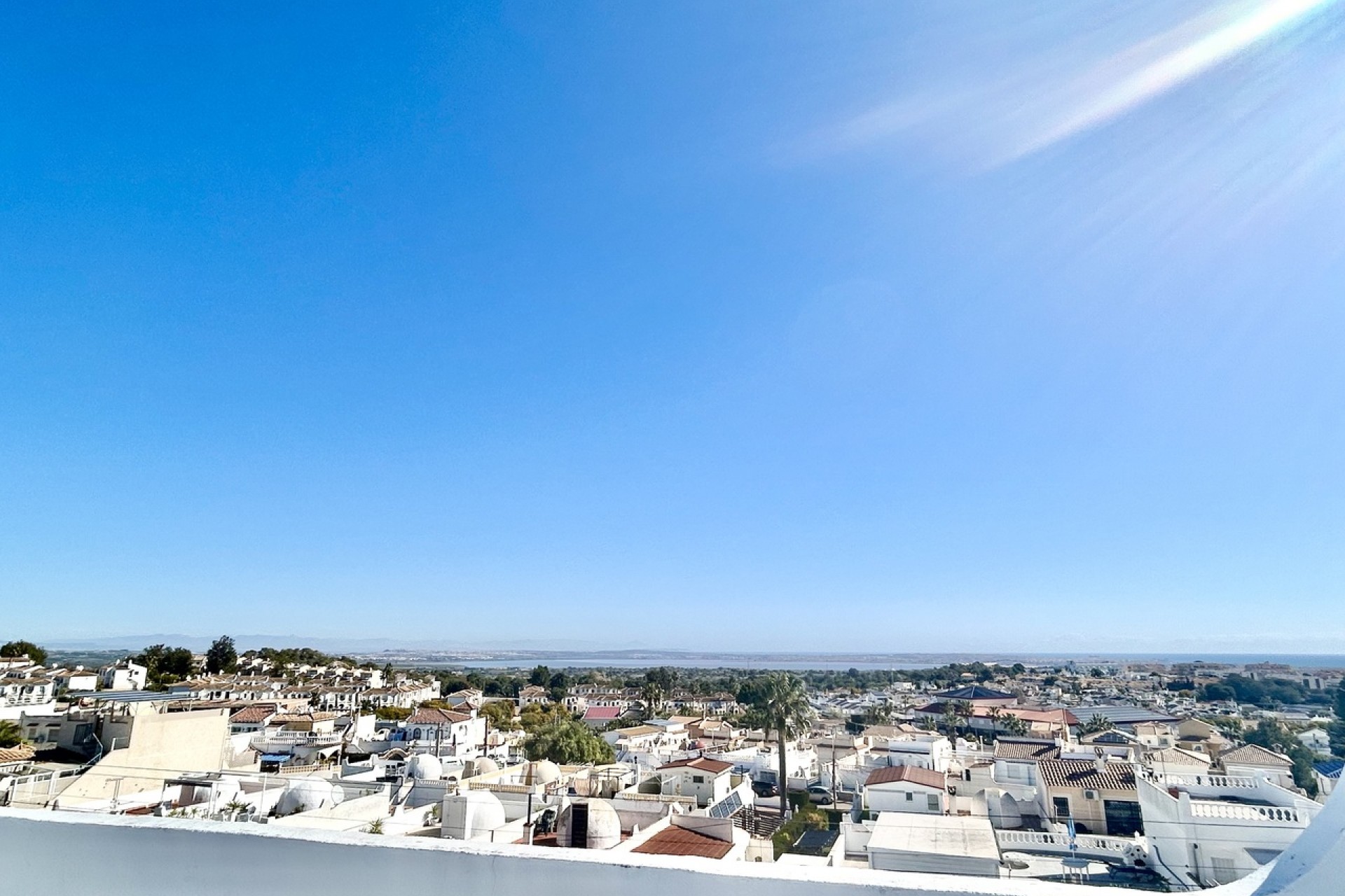 Reventa - Villa -
Villamartin - Costa Blanca