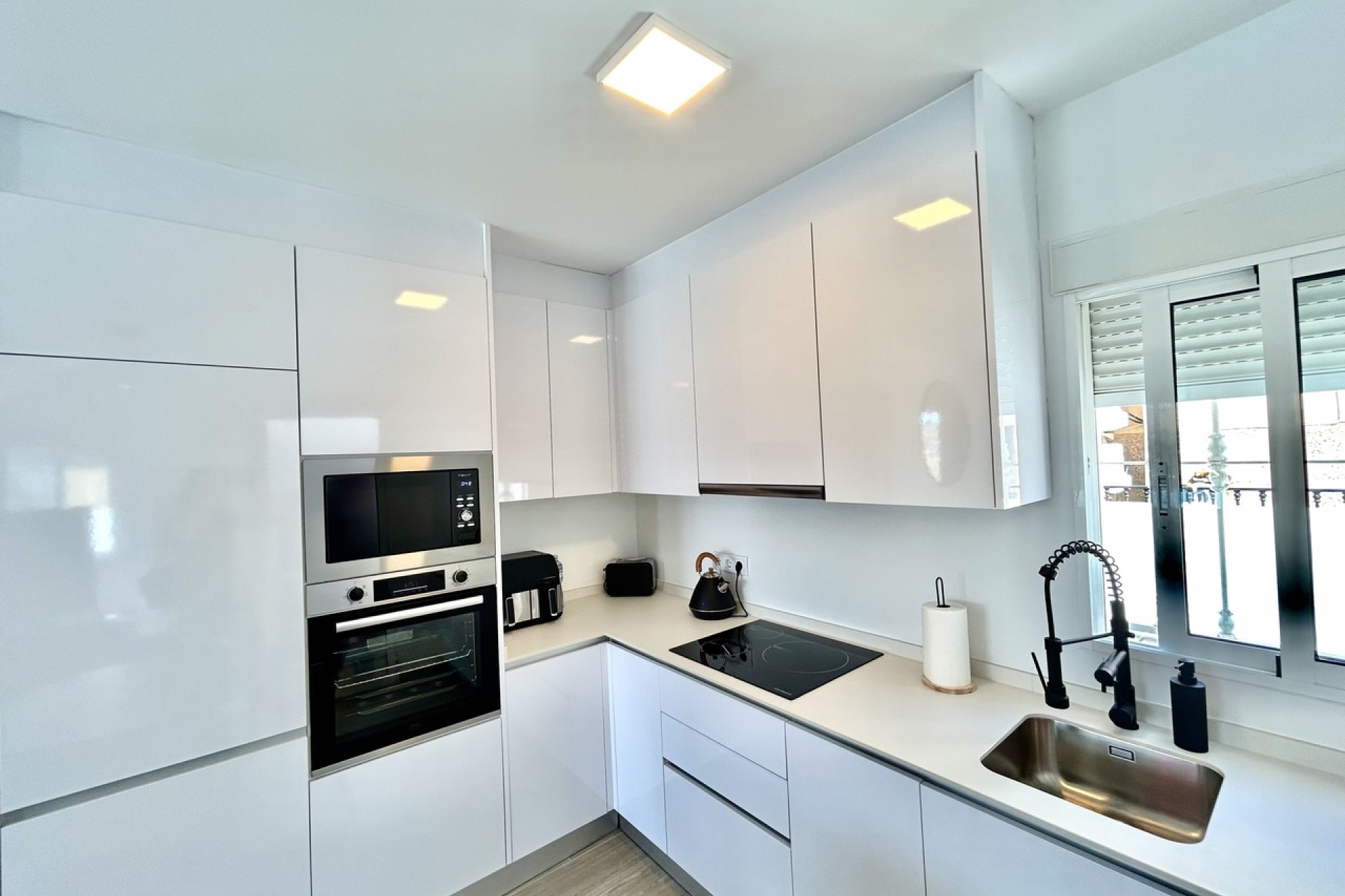 Reventa - Villa -
Villamartin - Costa Blanca