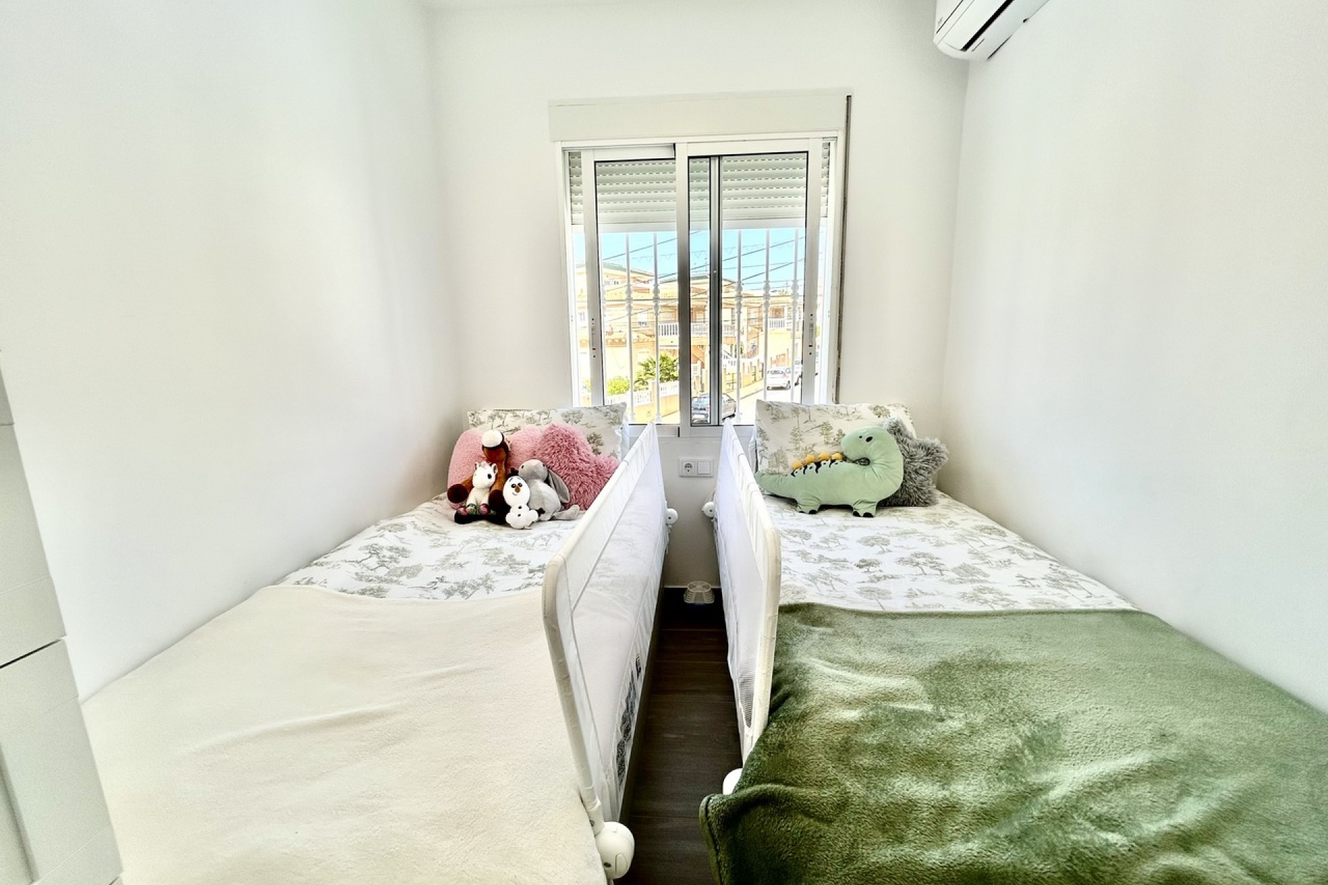 Reventa - Villa -
Villamartin - Costa Blanca