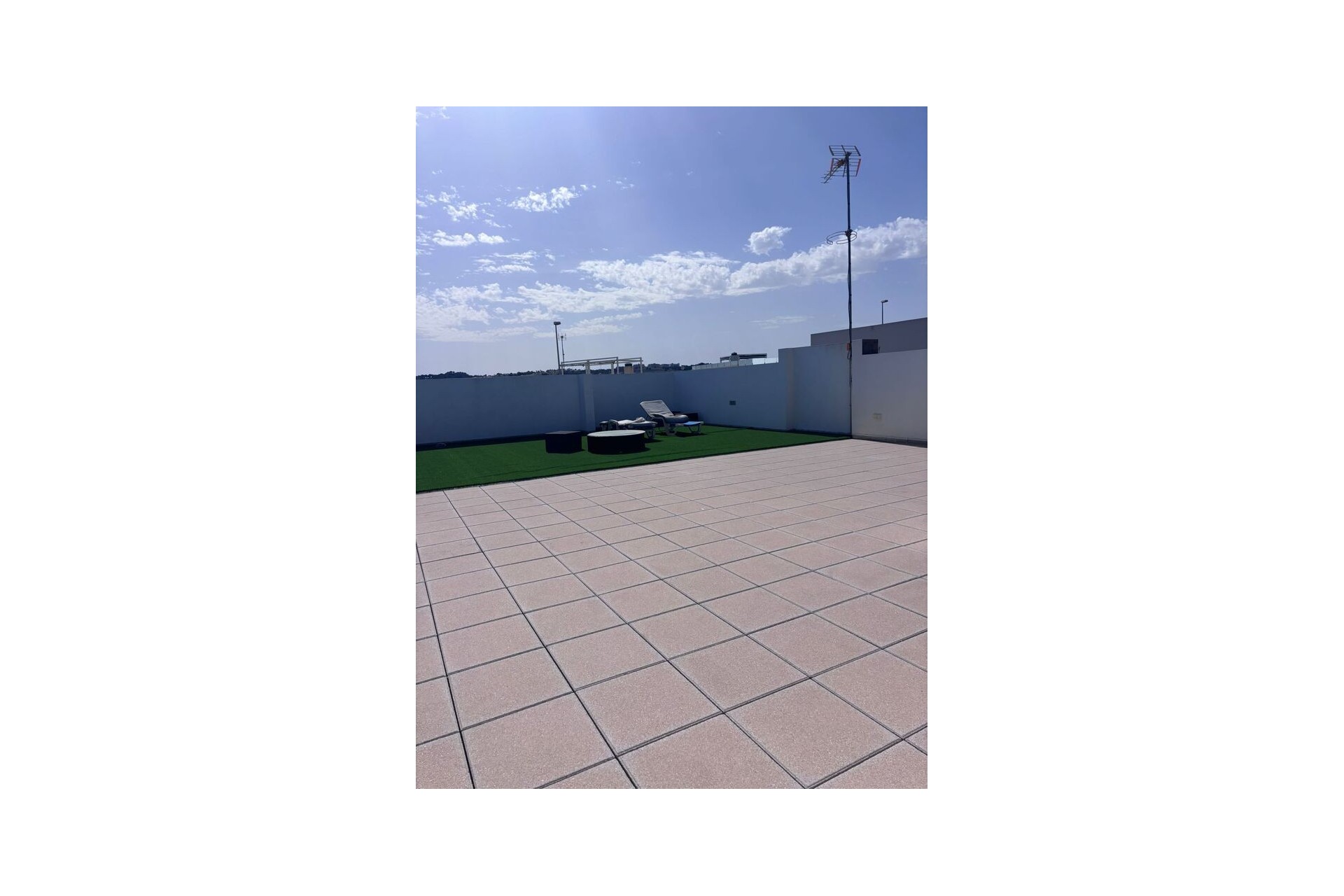 Reventa - Villa -
Villamartin - Costa Blanca