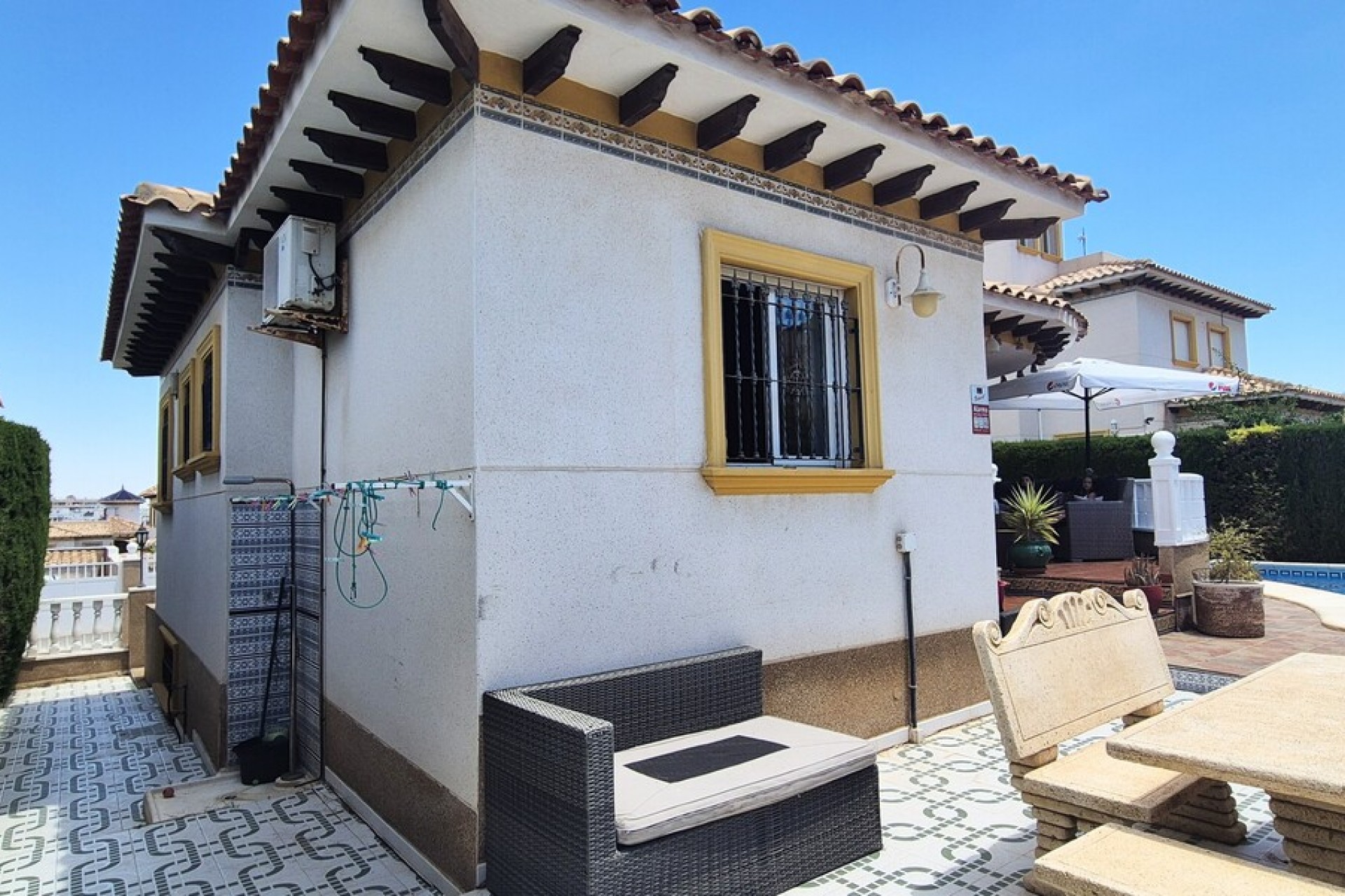 Reventa - Villa -
Villamartin - Costa Blanca