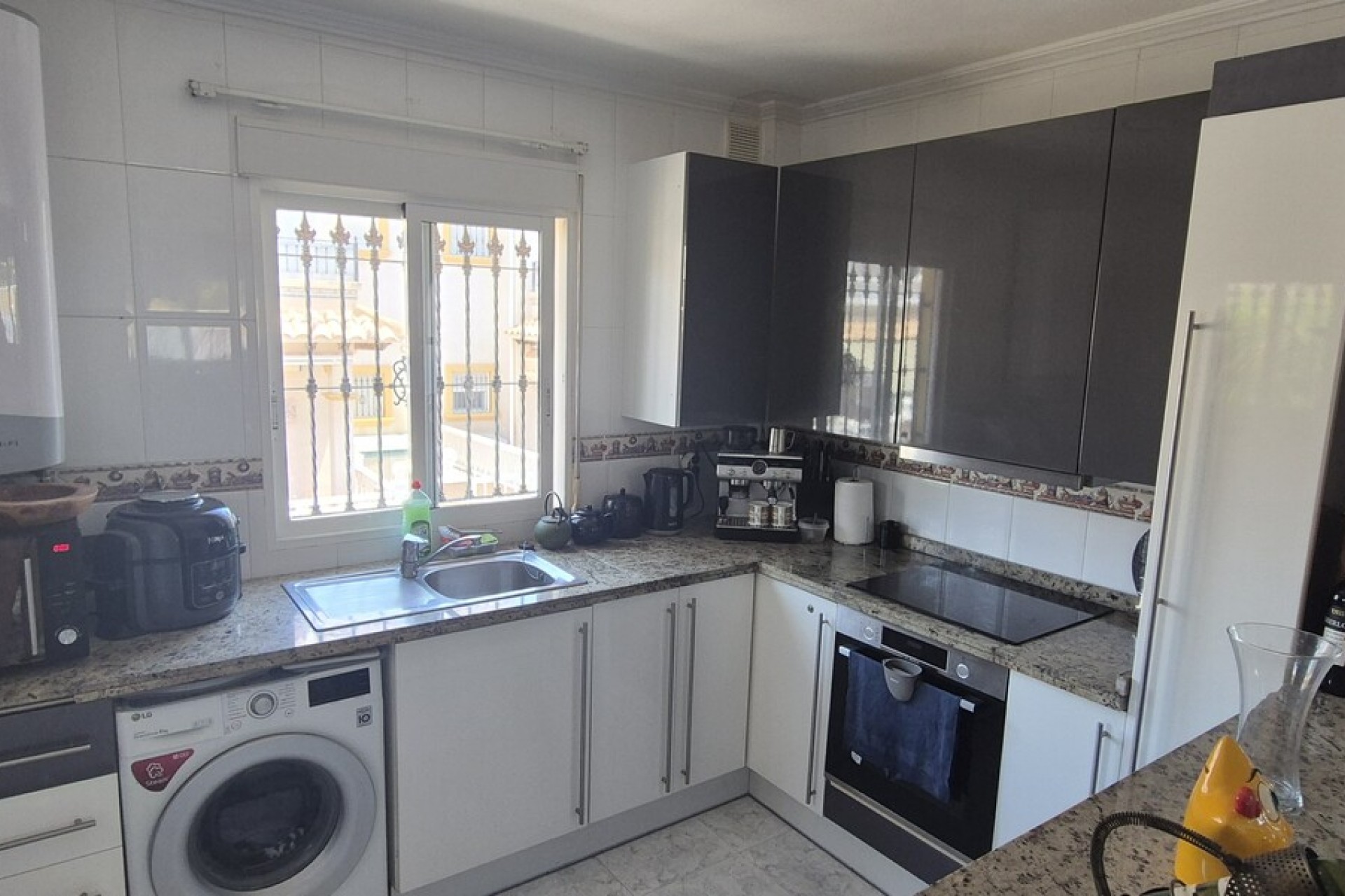 Reventa - Villa -
Villamartin - Costa Blanca