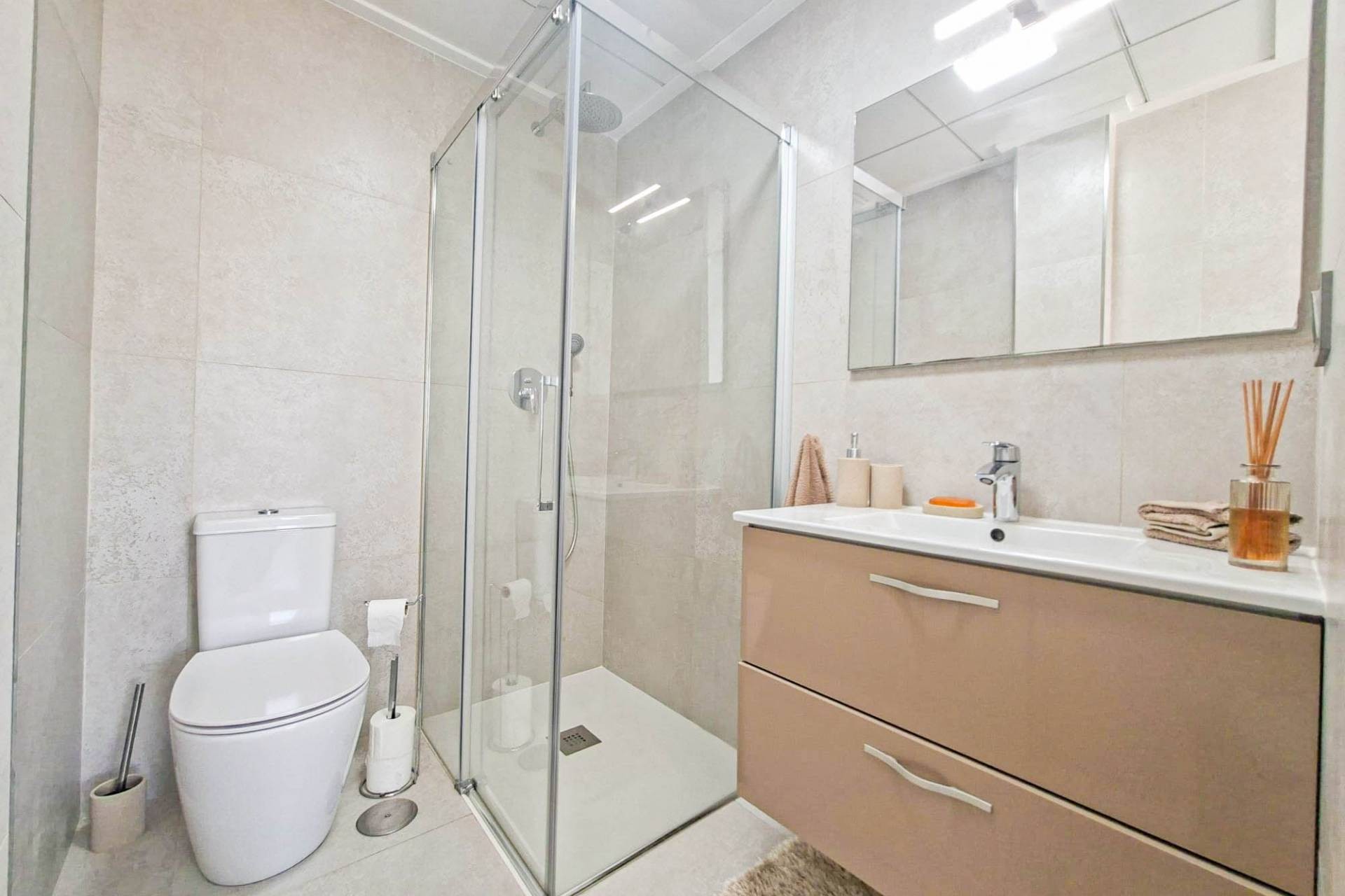Reventa - Villa -
Villamartin - Costa Blanca