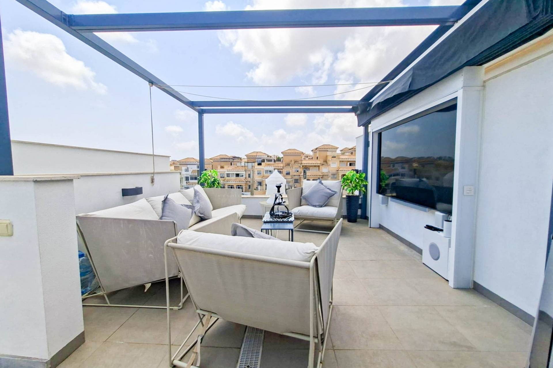 Reventa - Villa -
Villamartin - Costa Blanca