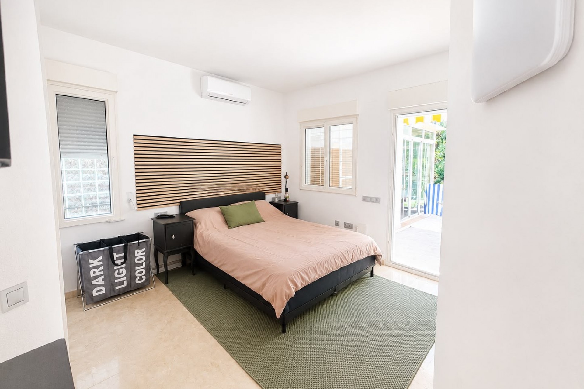 Reventa - Villa -
Villamartin - Costa Blanca