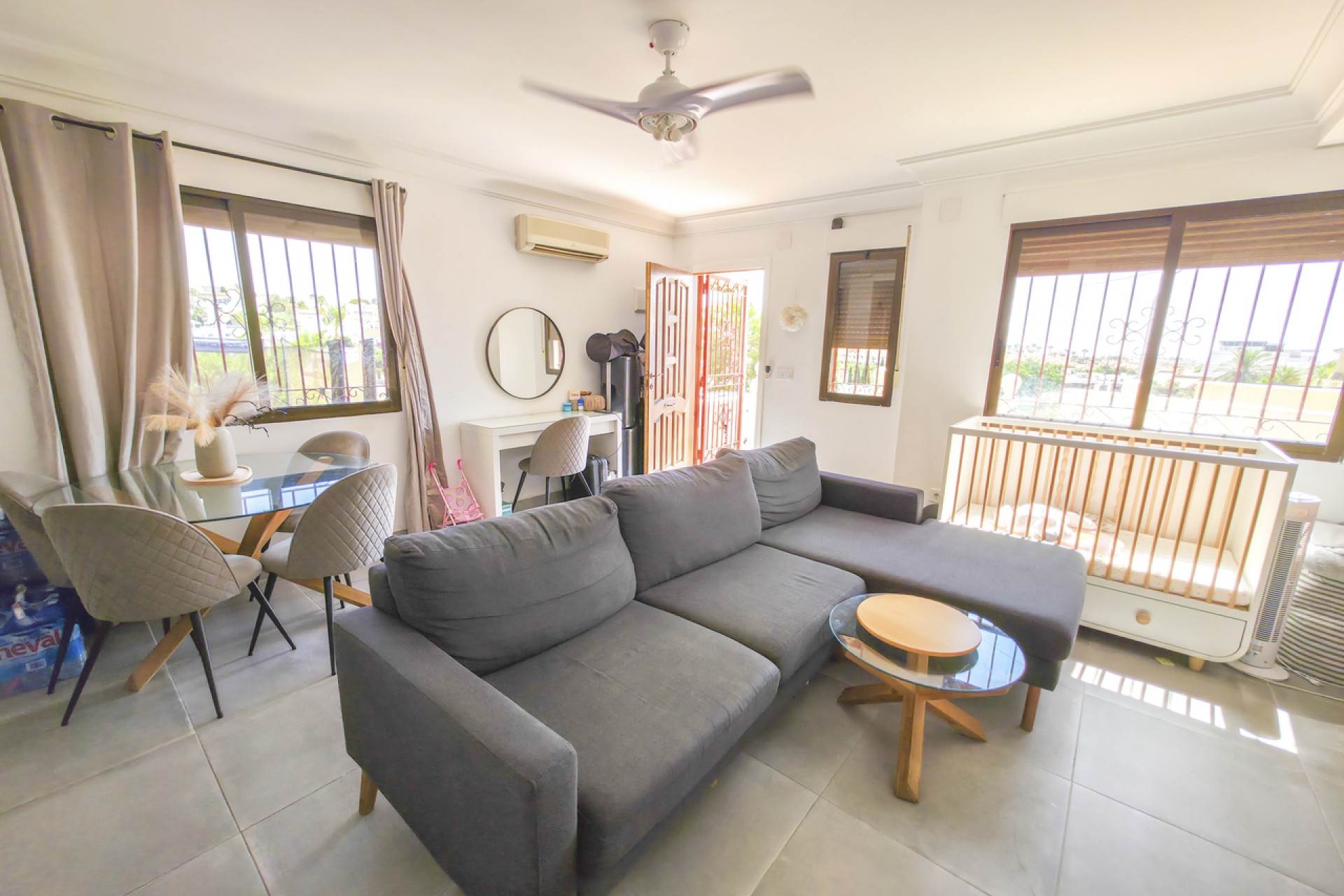 Reventa - Villa -
Villamartin - Costa Blanca