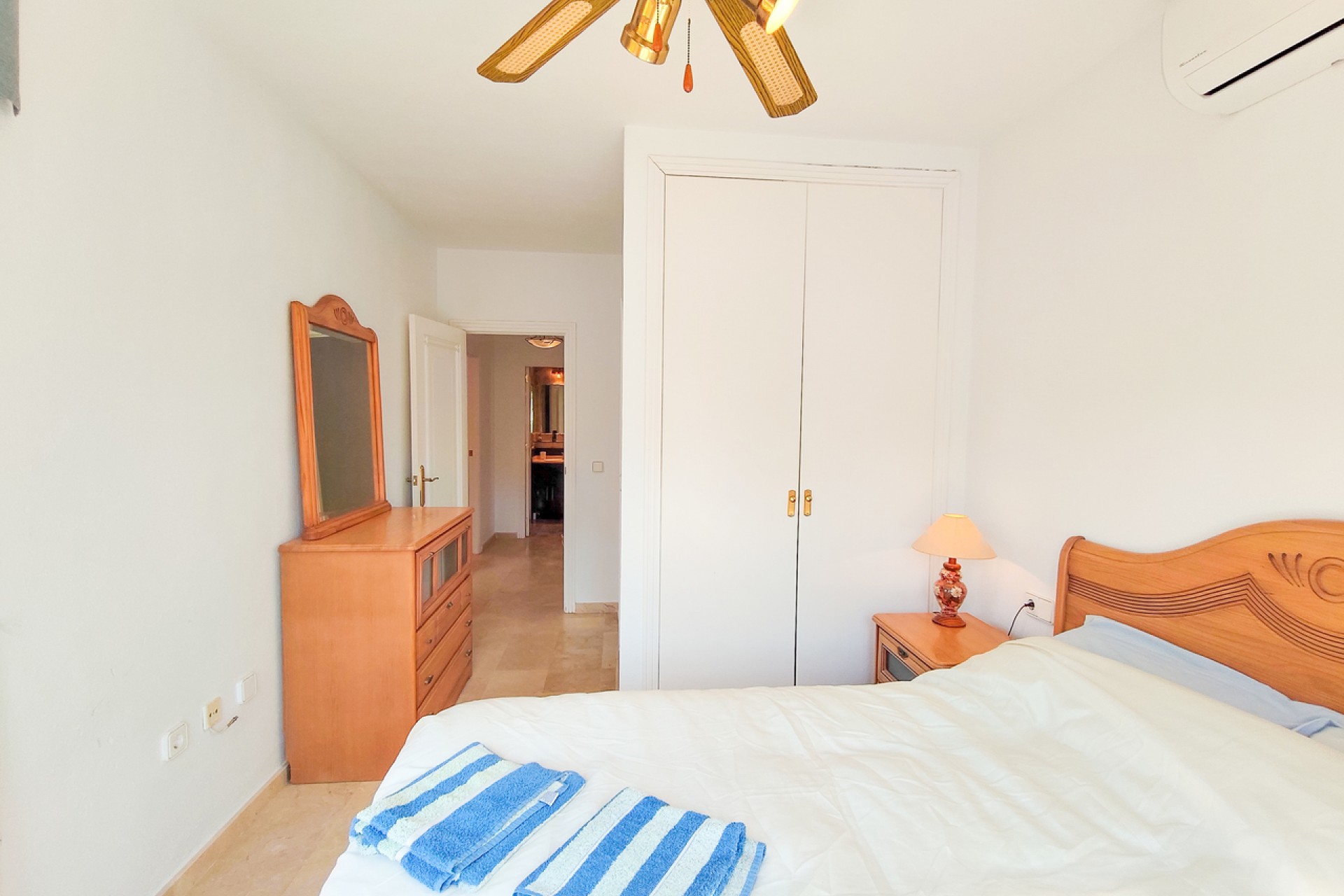Reventa - Villa -
Villamartin - Costa Blanca