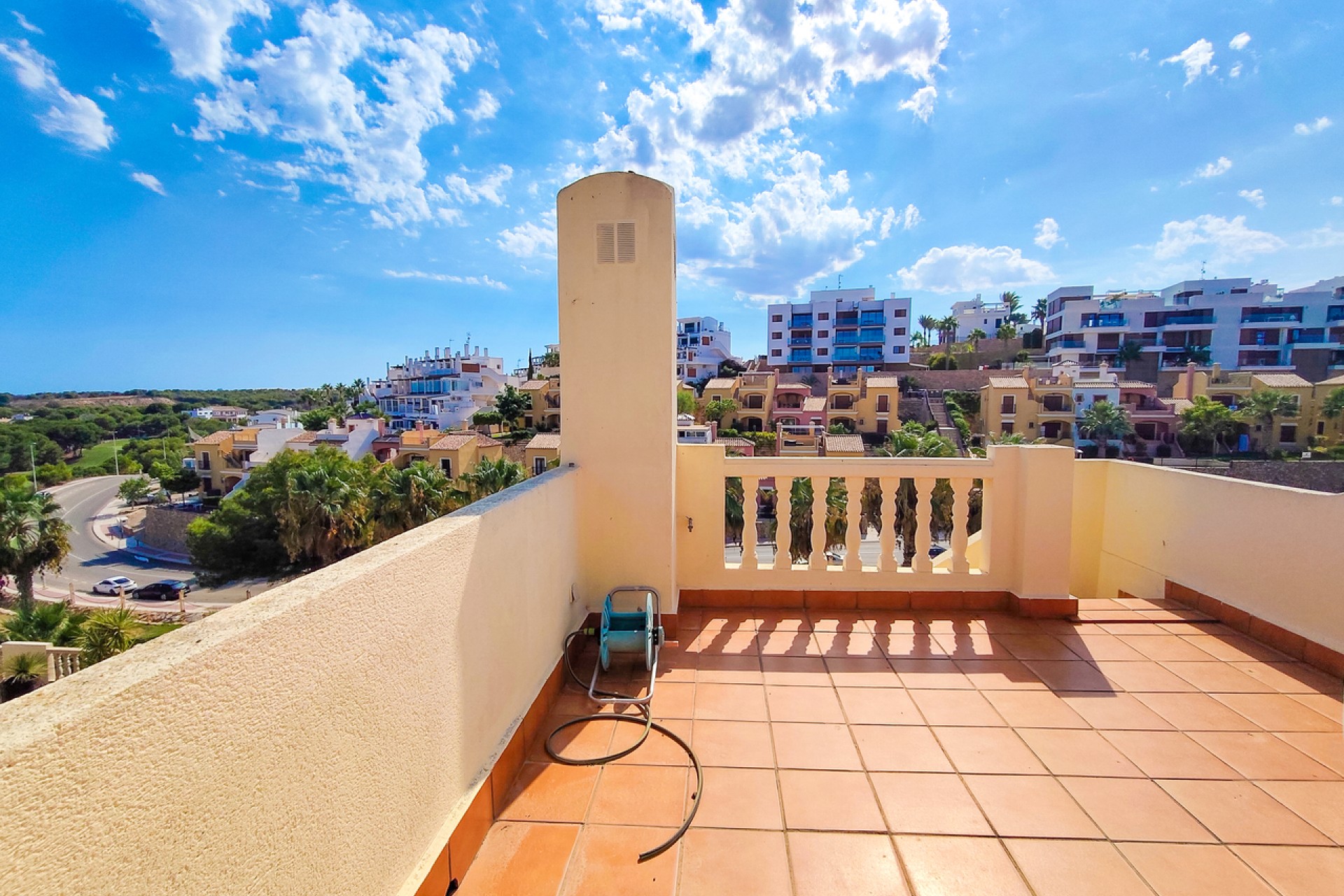 Reventa - Villa -
Villamartin - Costa Blanca
