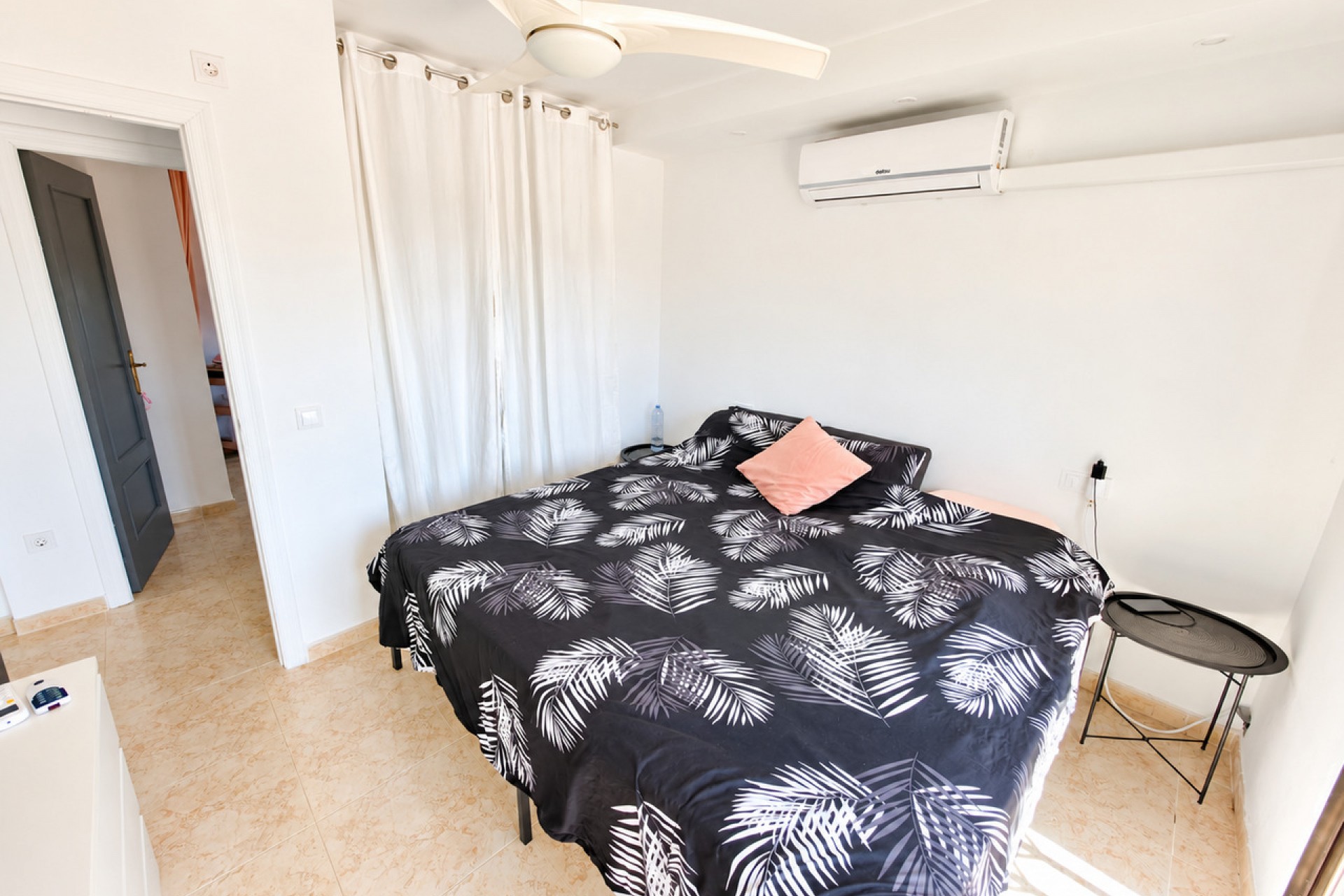 Reventa - Villa -
Villamartin - Costa Blanca