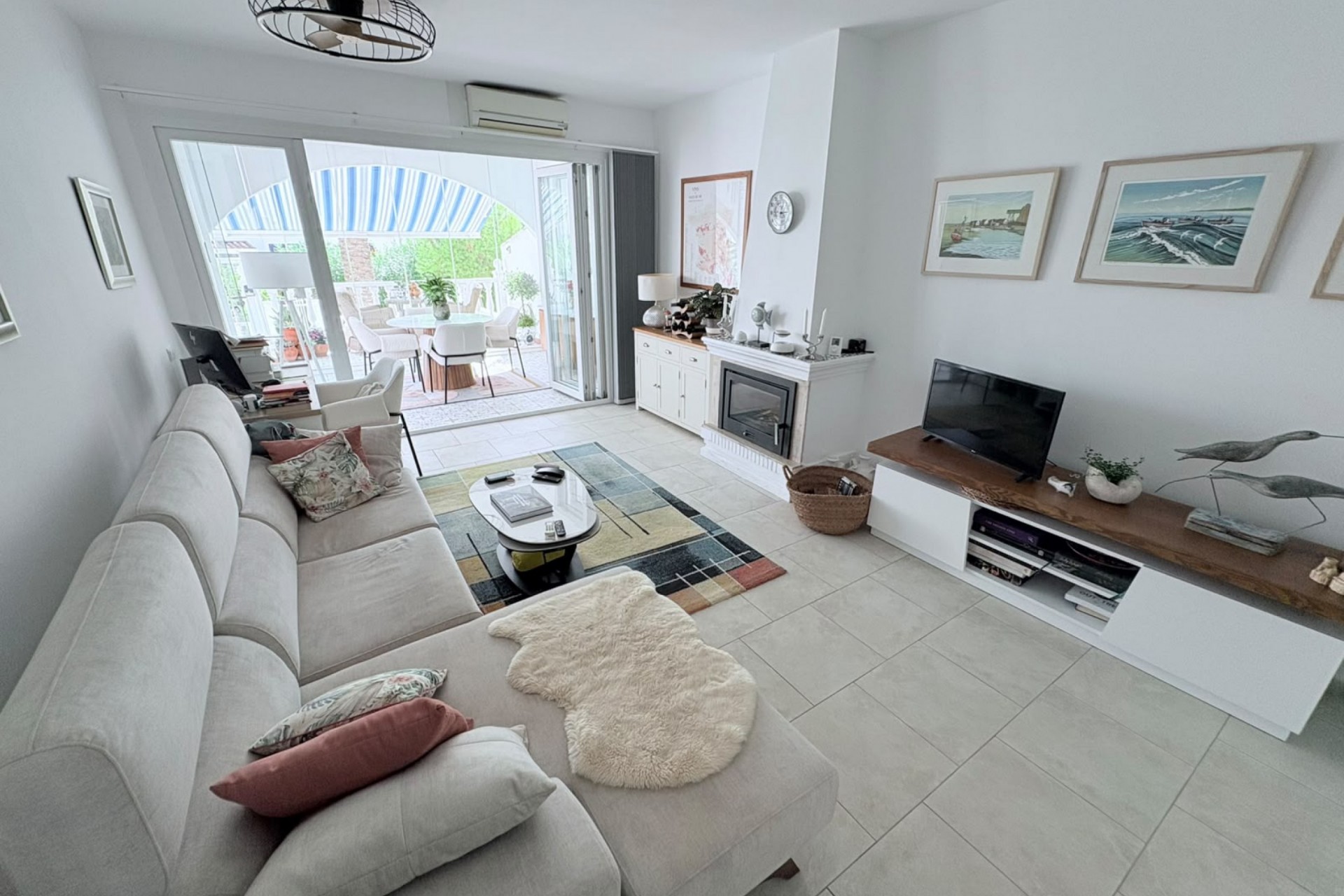 Reventa - Villa -
Villamartin - Costa Blanca