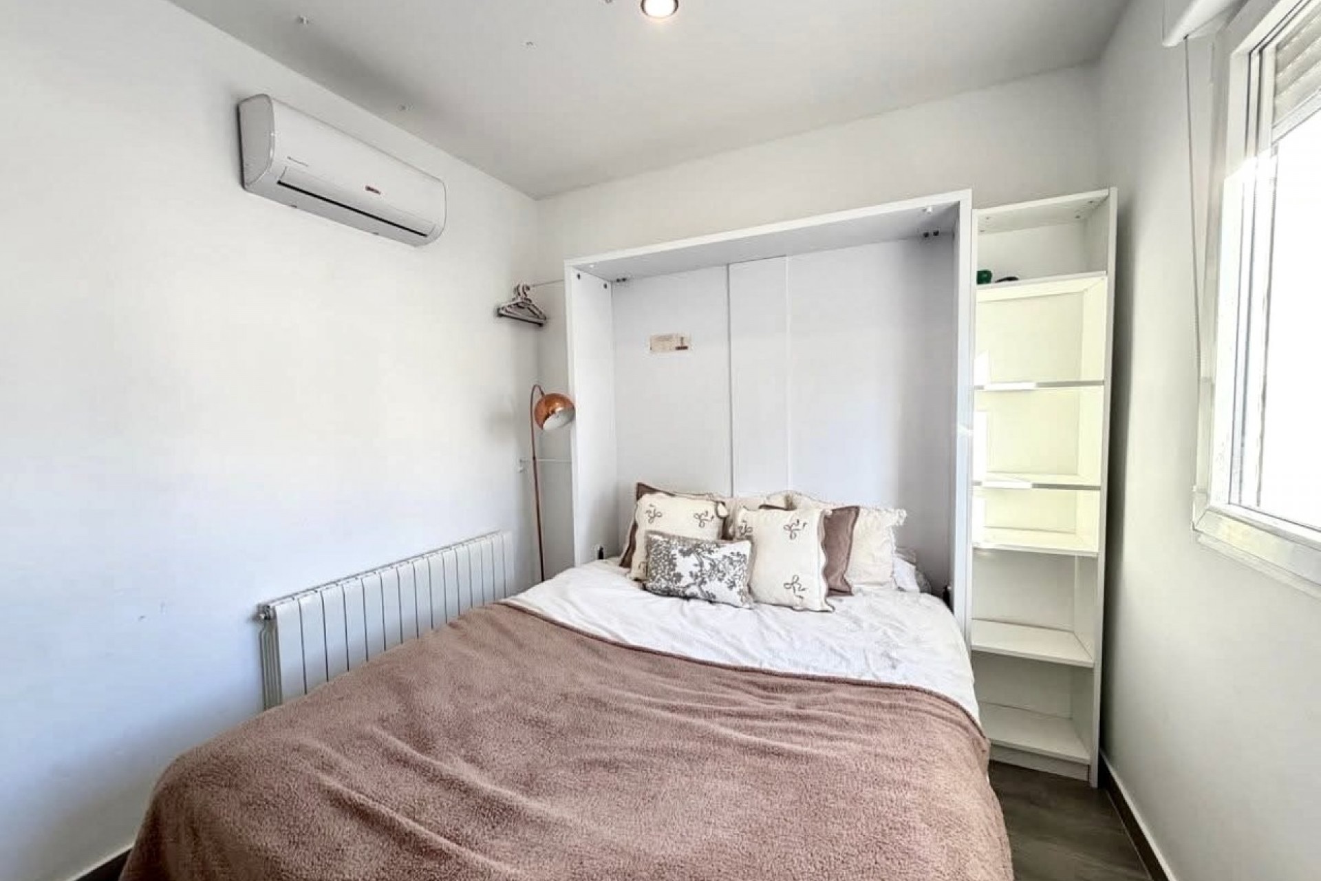 Reventa - Villa -
Villamartin - Costa Blanca
