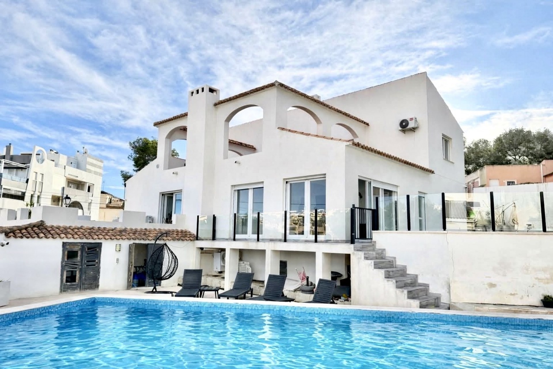 Reventa - Villa -
Villamartin - Costa Blanca