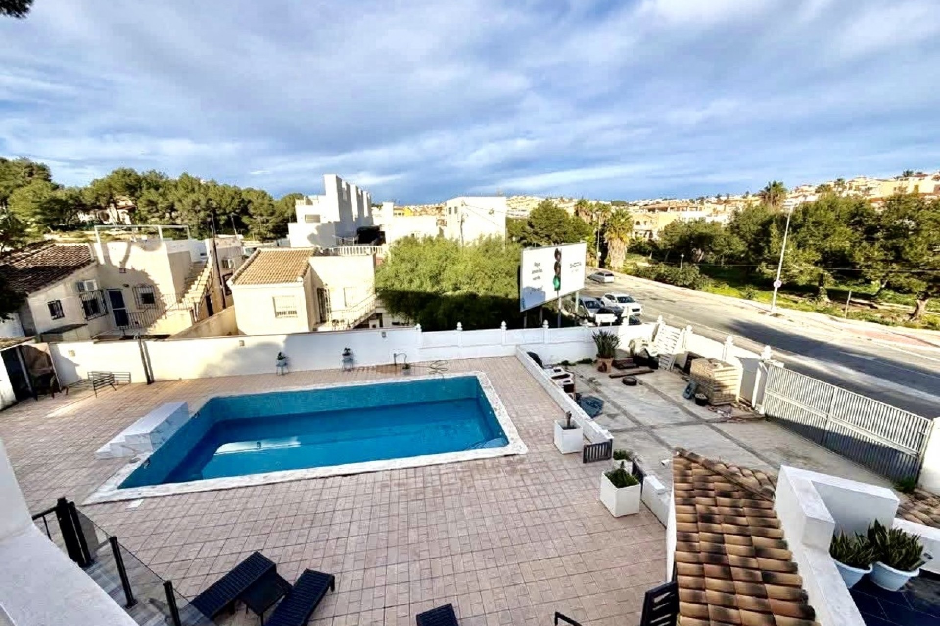 Reventa - Villa -
Villamartin - Costa Blanca