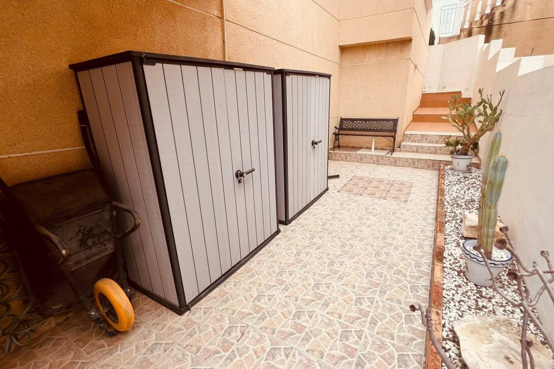 Reventa - Villa -
Villamartin - Costa Blanca