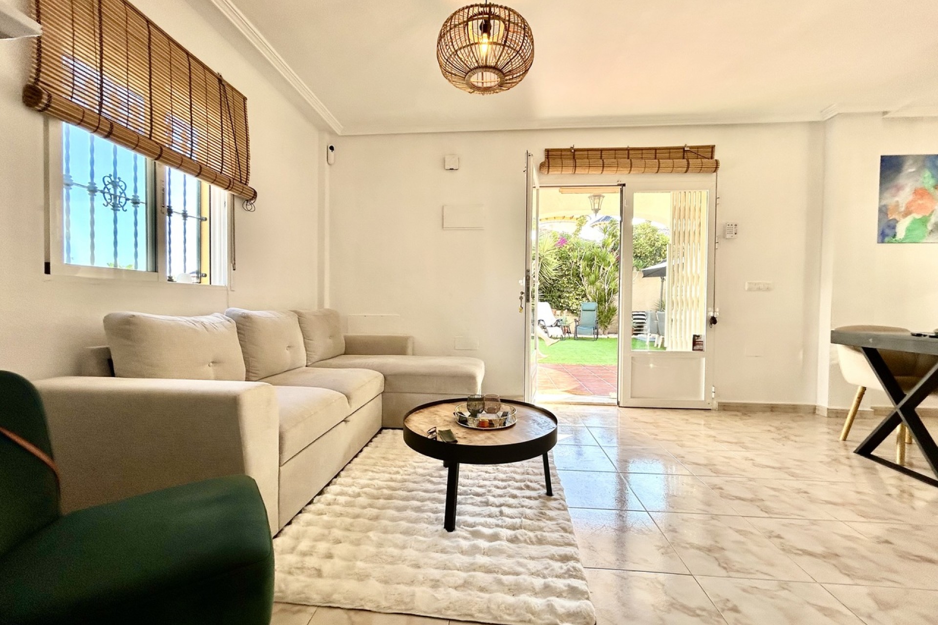 Reventa - Villa -
Villamartin - Costa Blanca