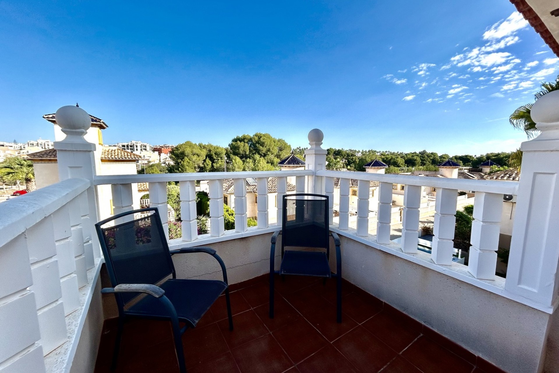 Reventa - Villa -
Villamartin - Costa Blanca