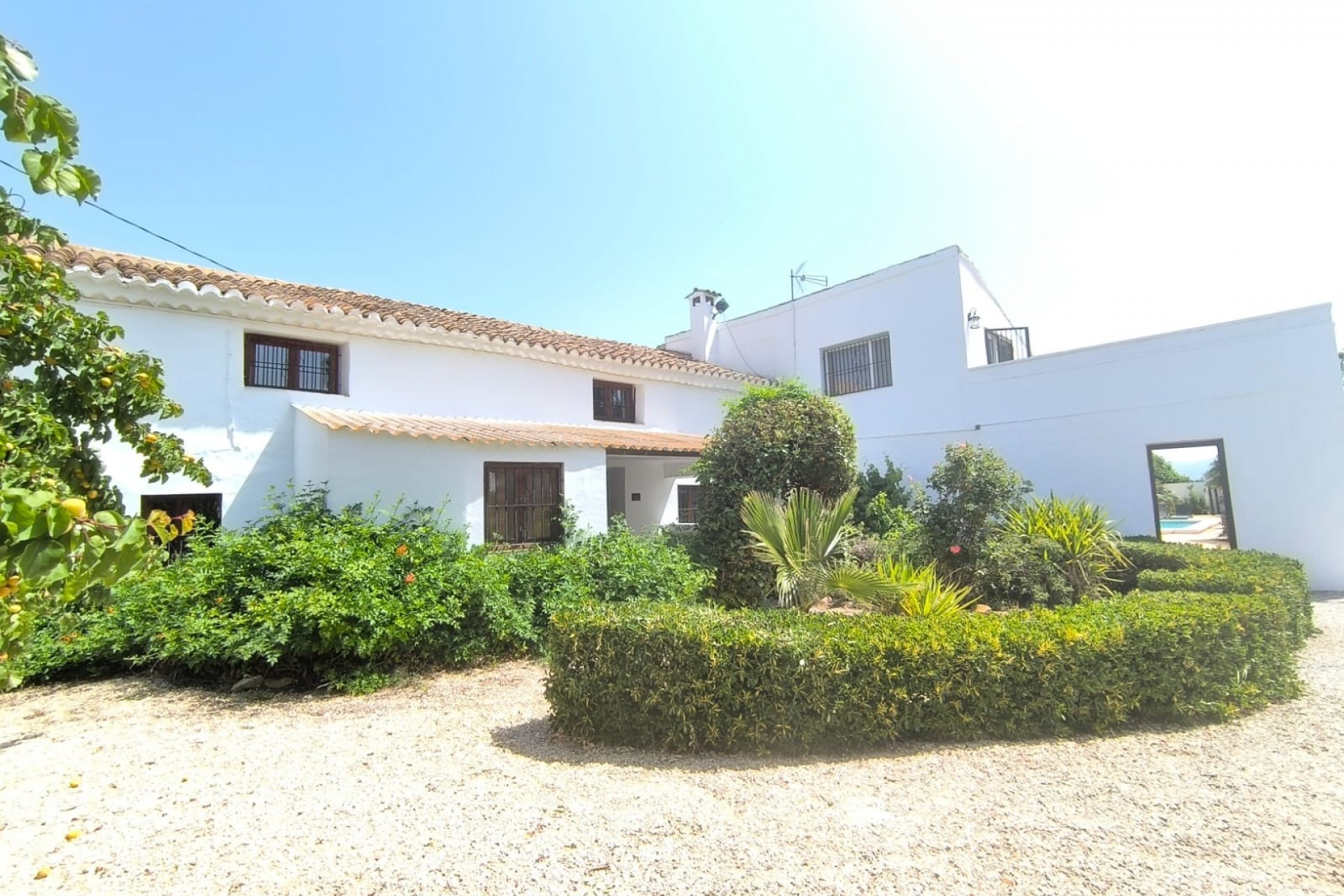 Reventa - Villa -
Villena - Inland