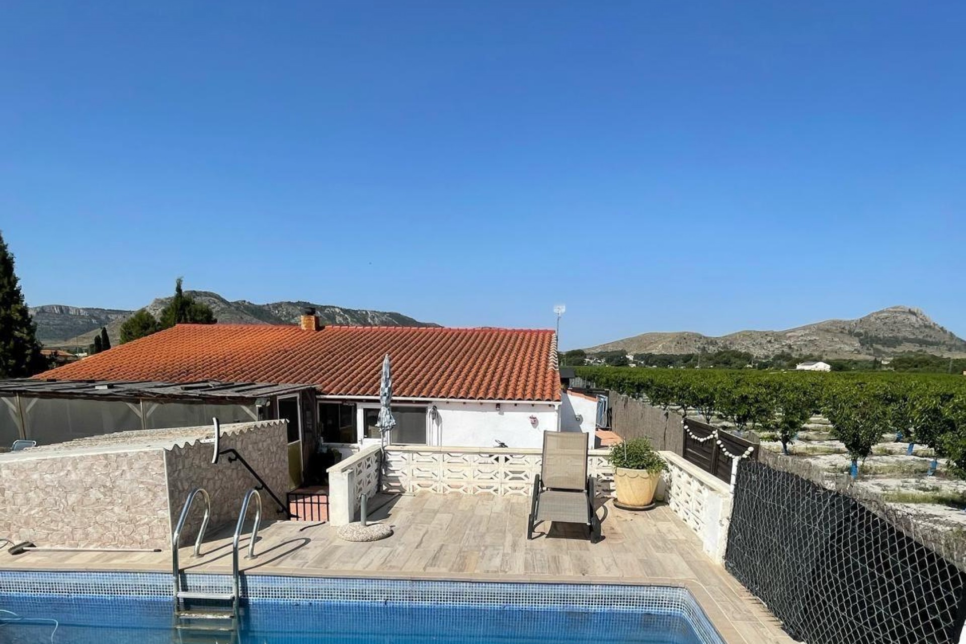 Reventa - Villa -
Villena - Inland