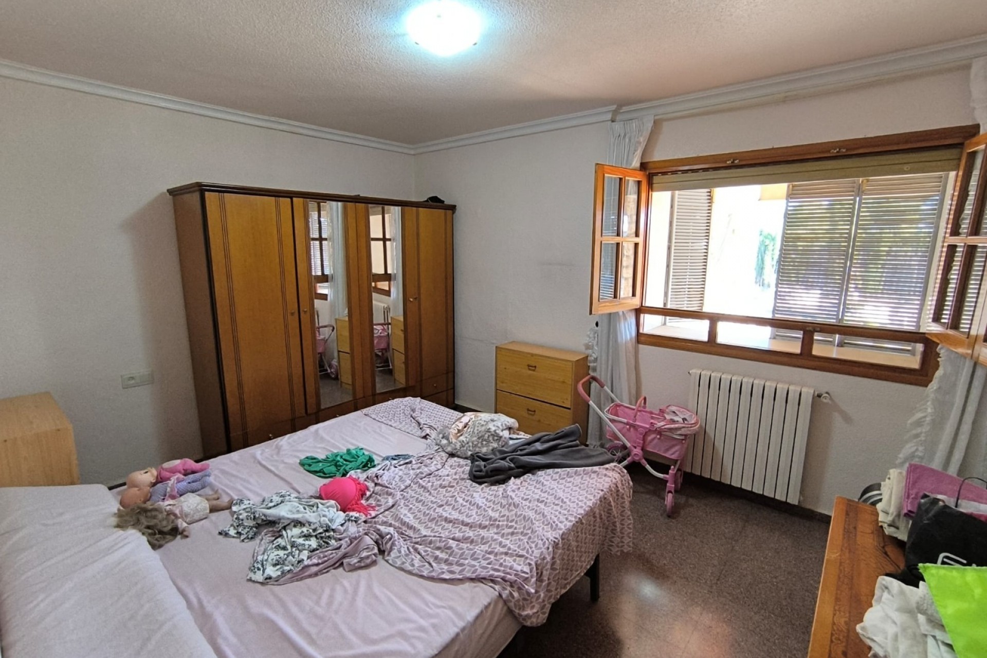 Reventa - Villa -
Yecla - Inland