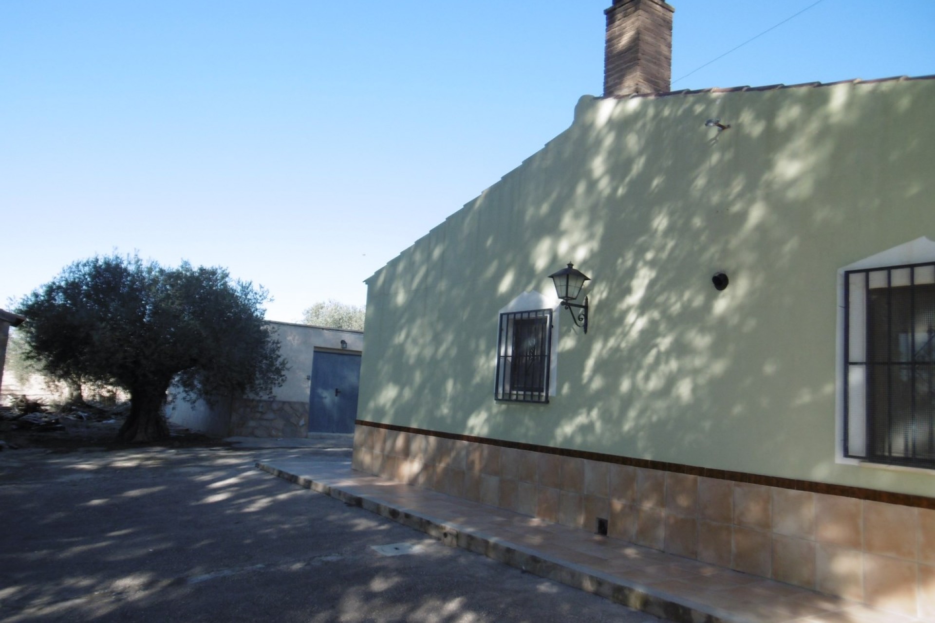 Reventa - Villa -
Yecla - Inland