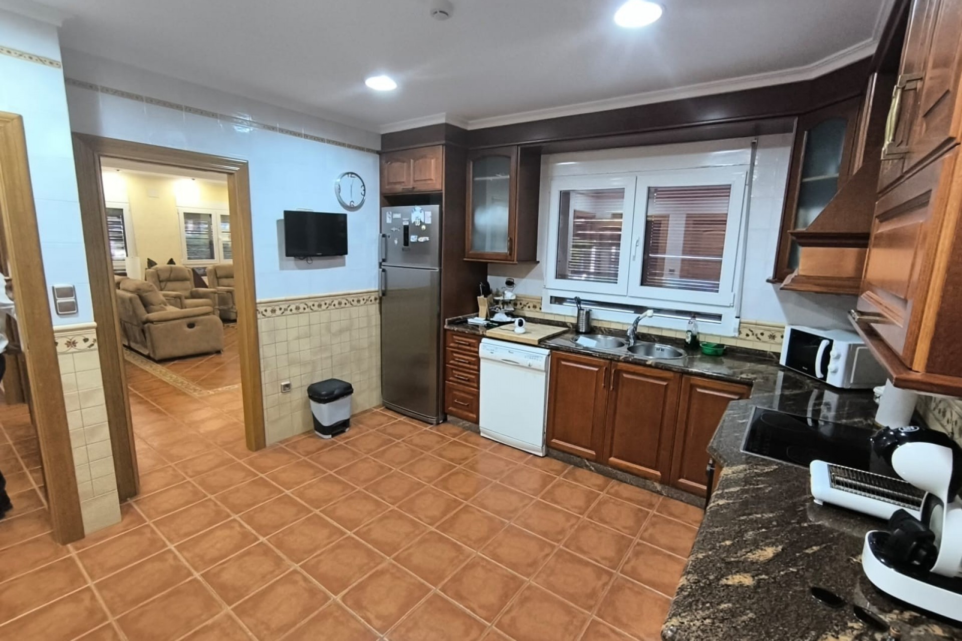 Reventa - Villa -
Yecla - Inland