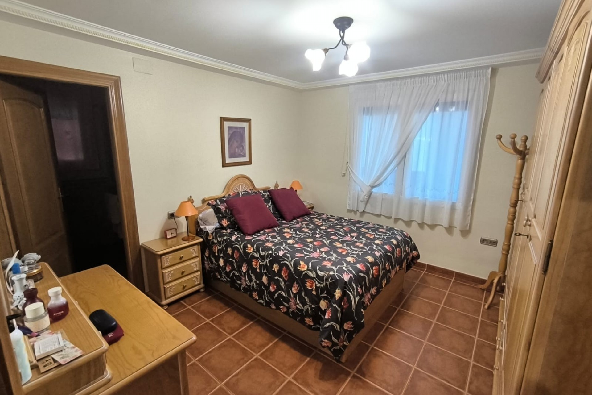 Reventa - Villa -
Yecla - Inland