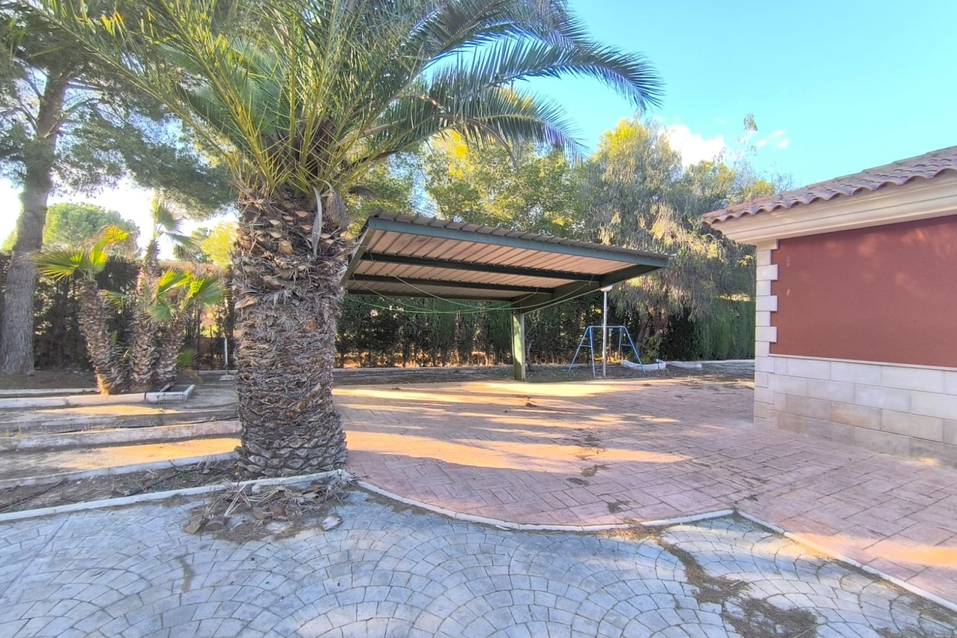 Reventa - Villa -
Yecla - Inland