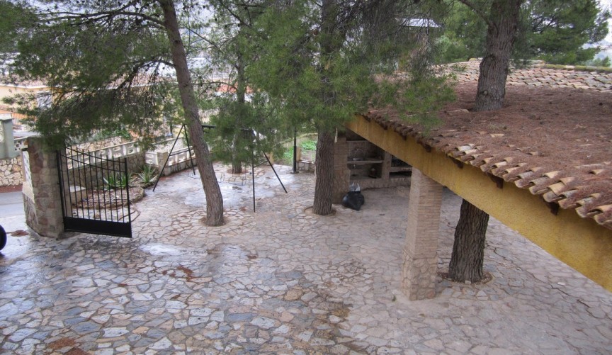 Reventa - Villa -
Yecla - Inland