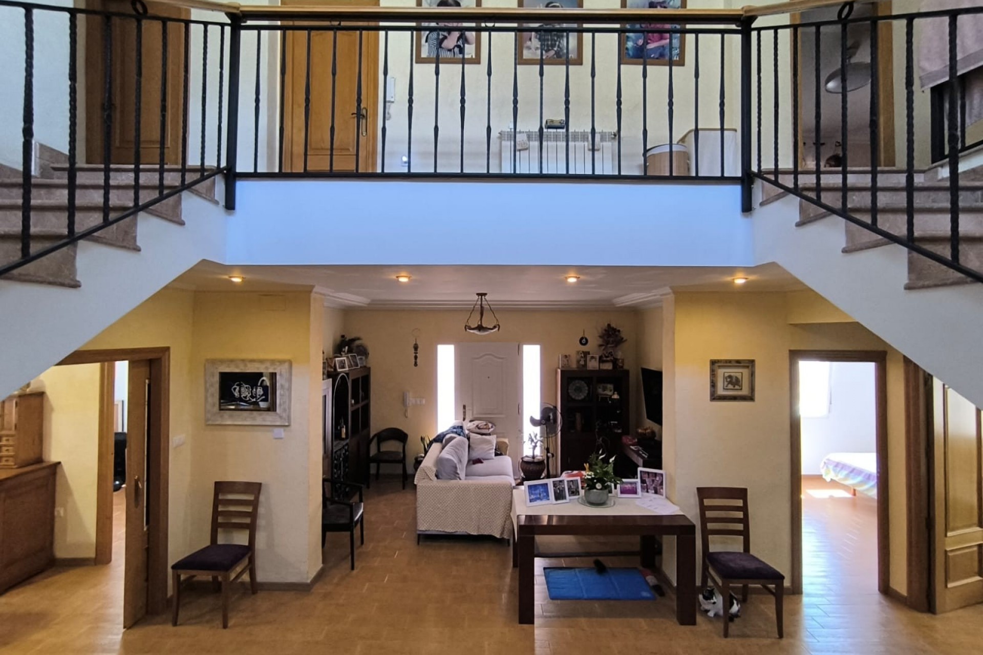 Reventa - Villa -
Yecla - Inland