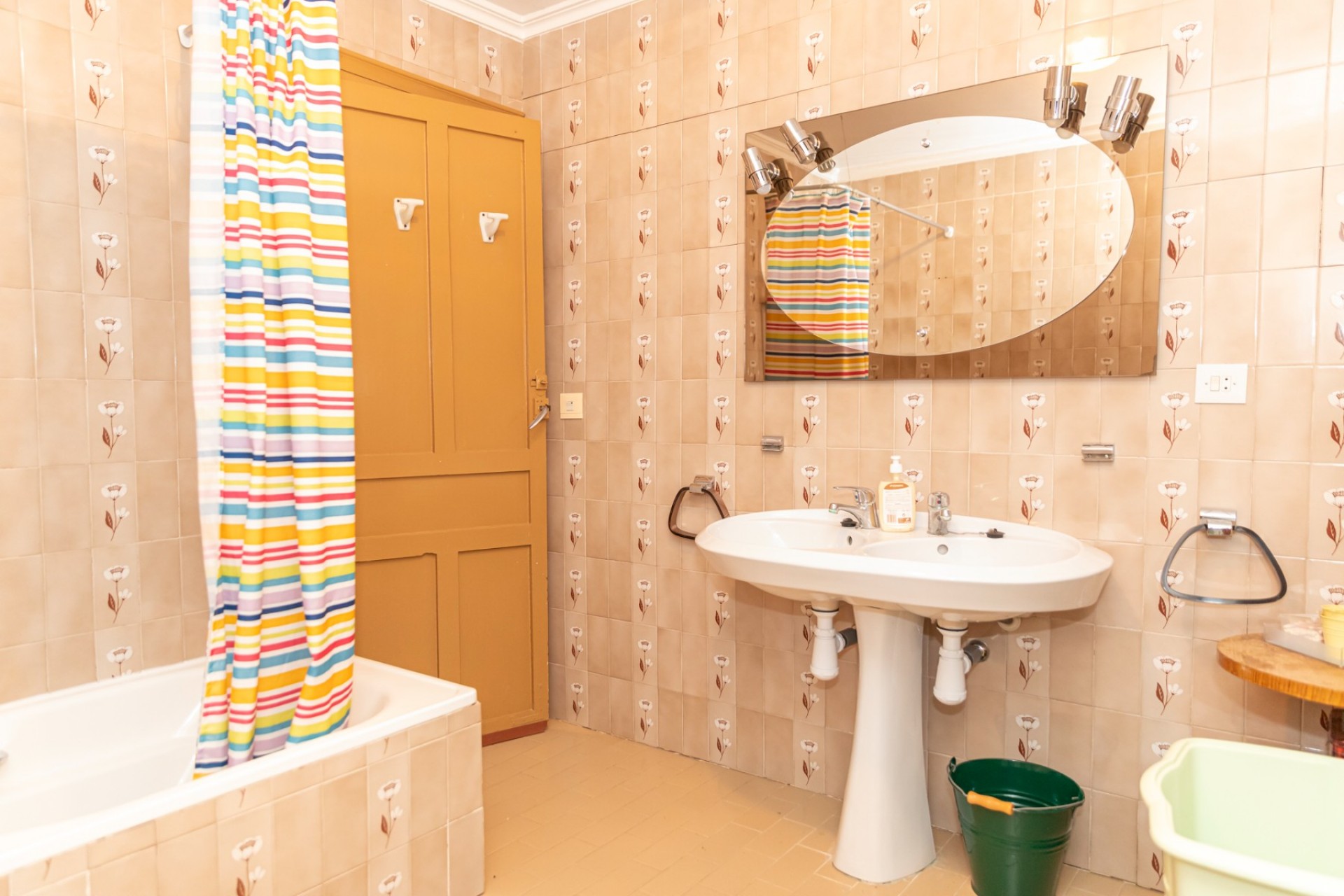 Reventa - Villa -
Yecla - Inland