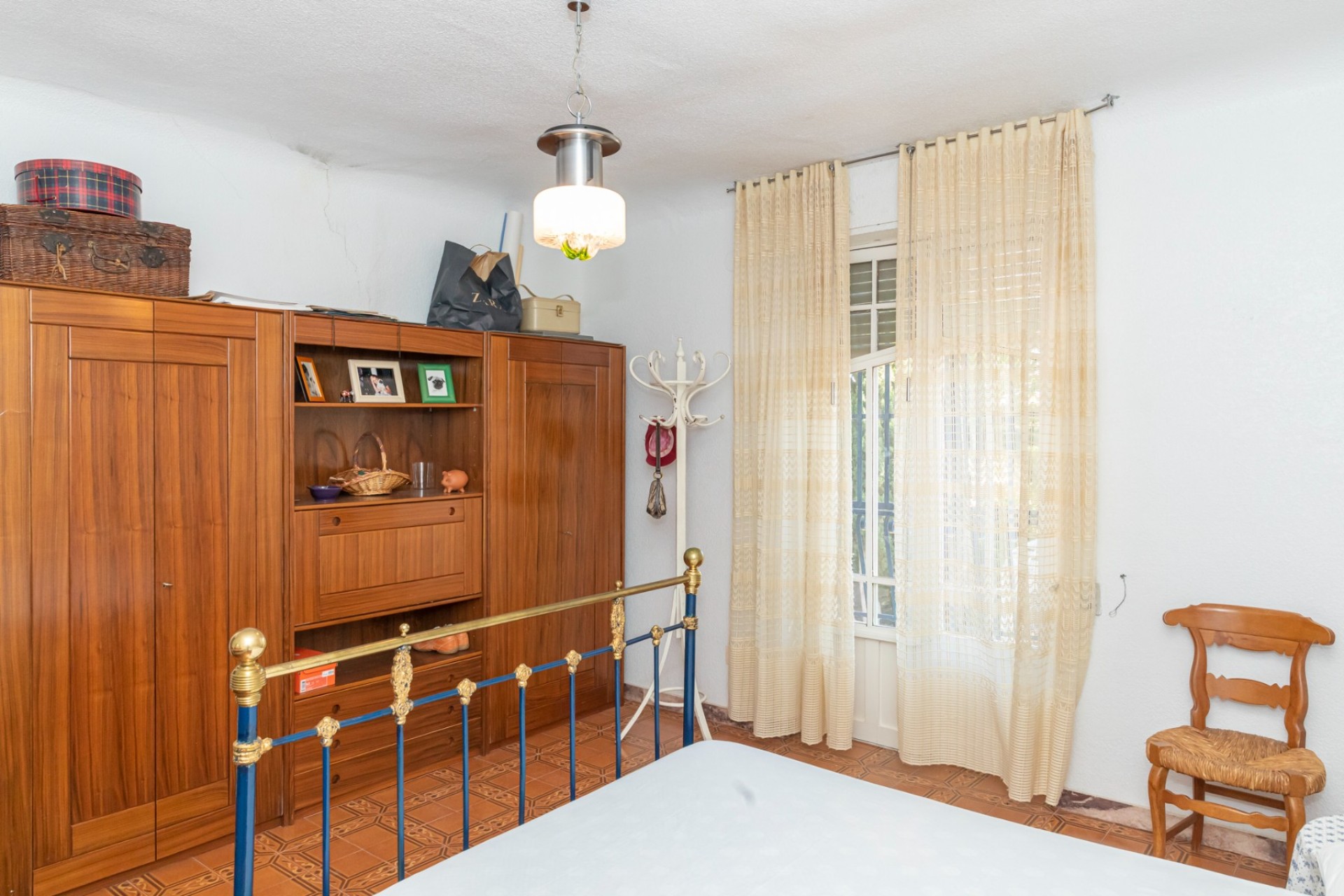 Reventa - Villa -
Yecla - Inland