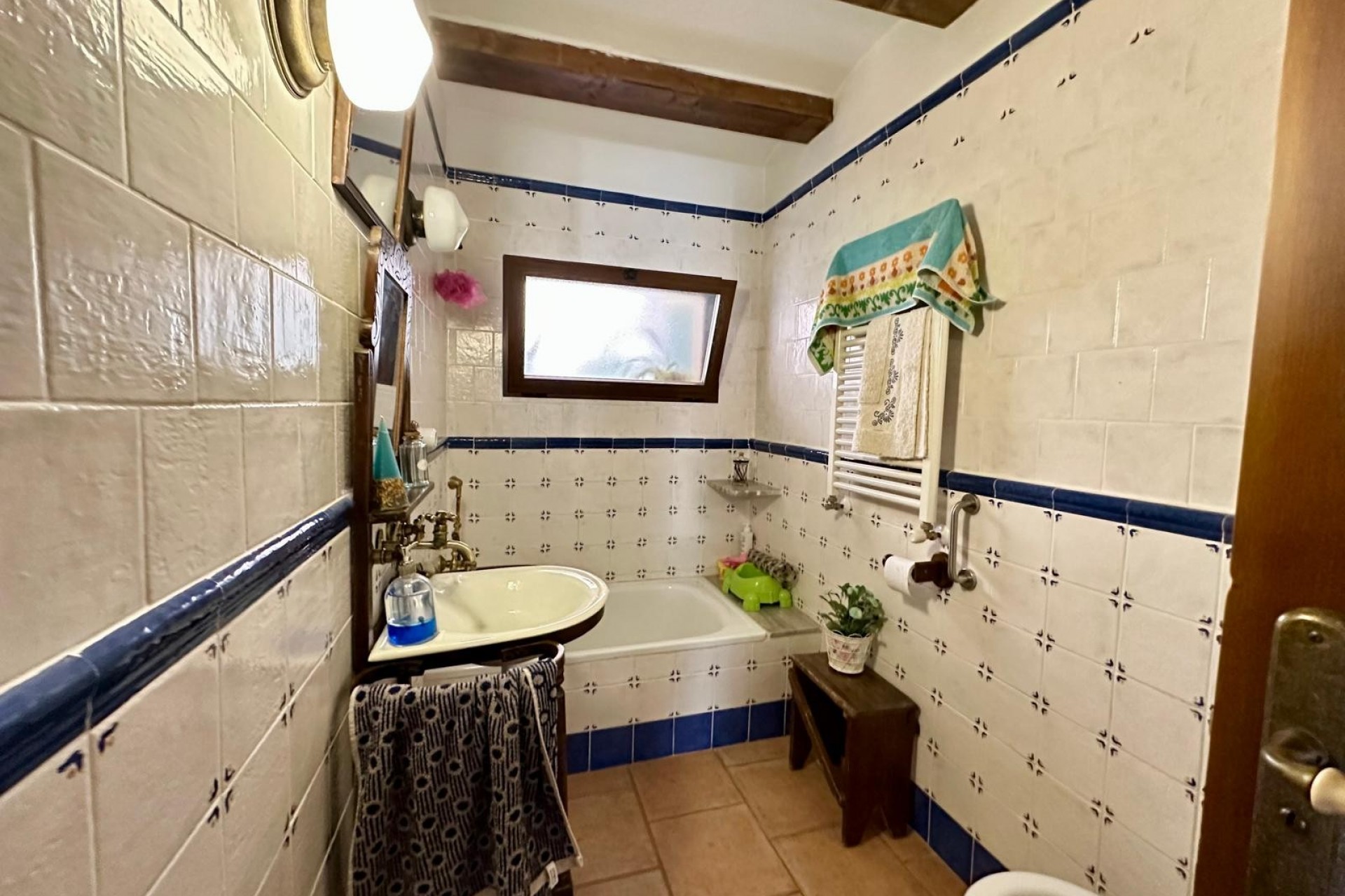 Reventa - Villa -
Yecla - Inland