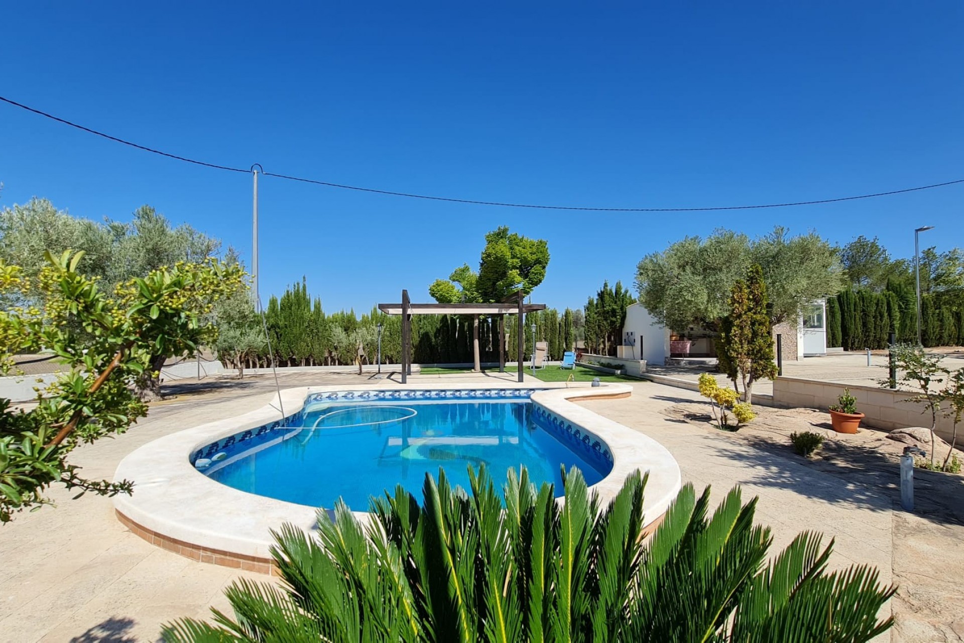 Reventa - Villa -
Yecla - Inland