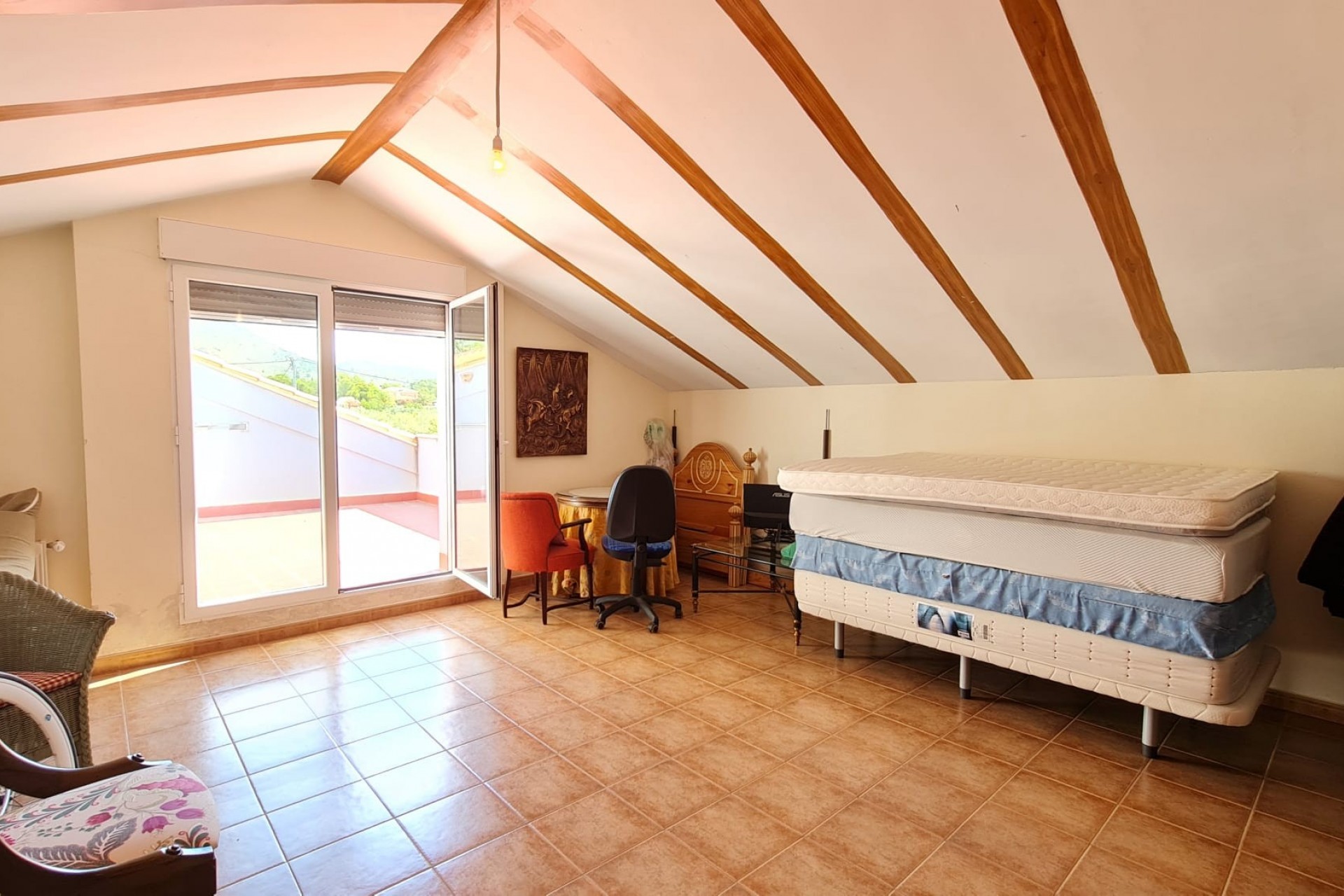 Reventa - Villa -
Yecla - Inland