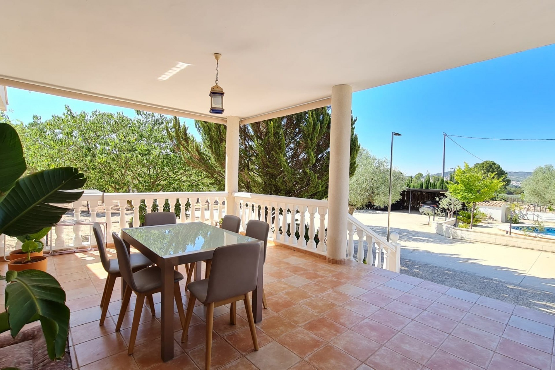 Reventa - Villa -
Yecla - Inland