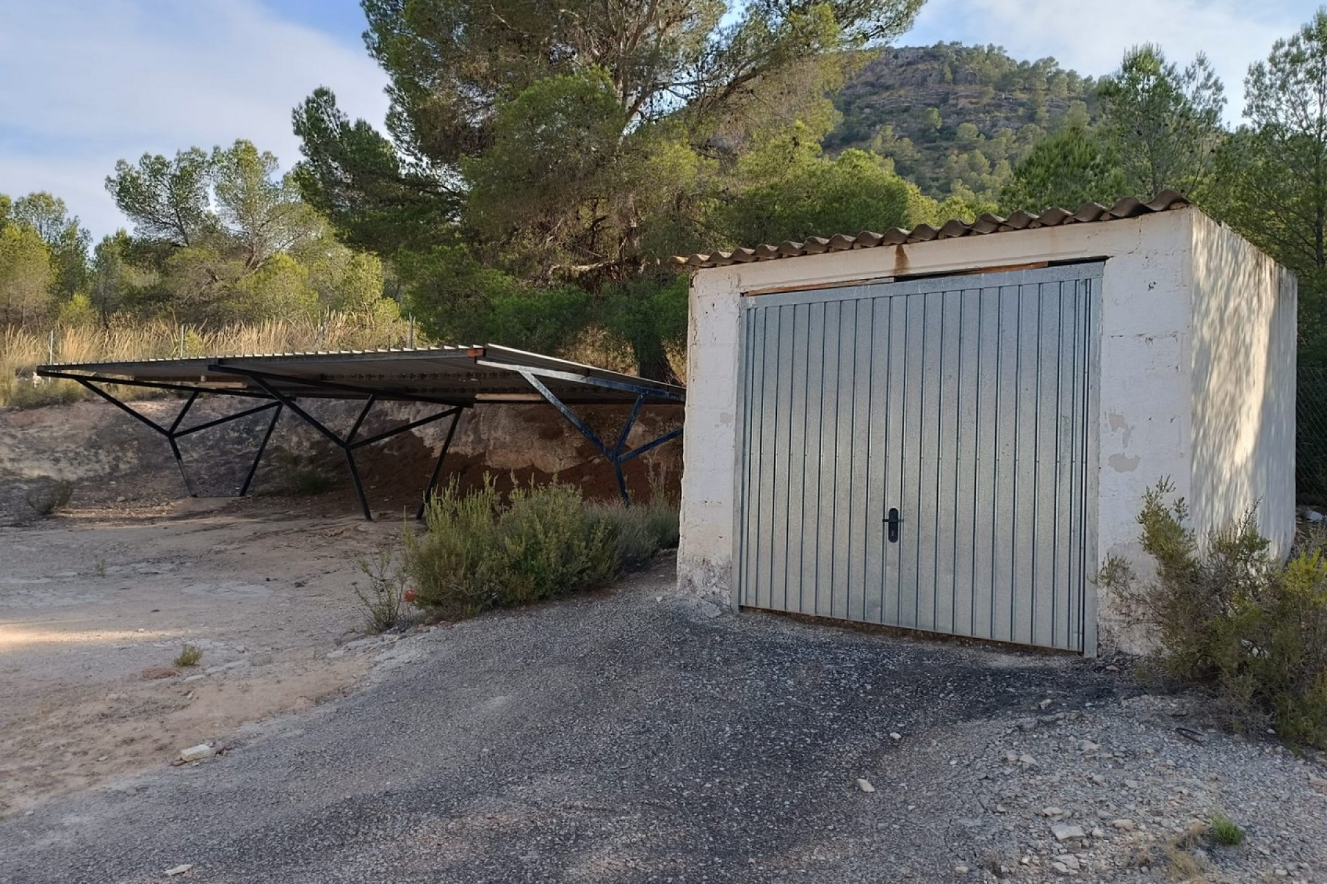 Reventa - Villa -
Yecla - Inland