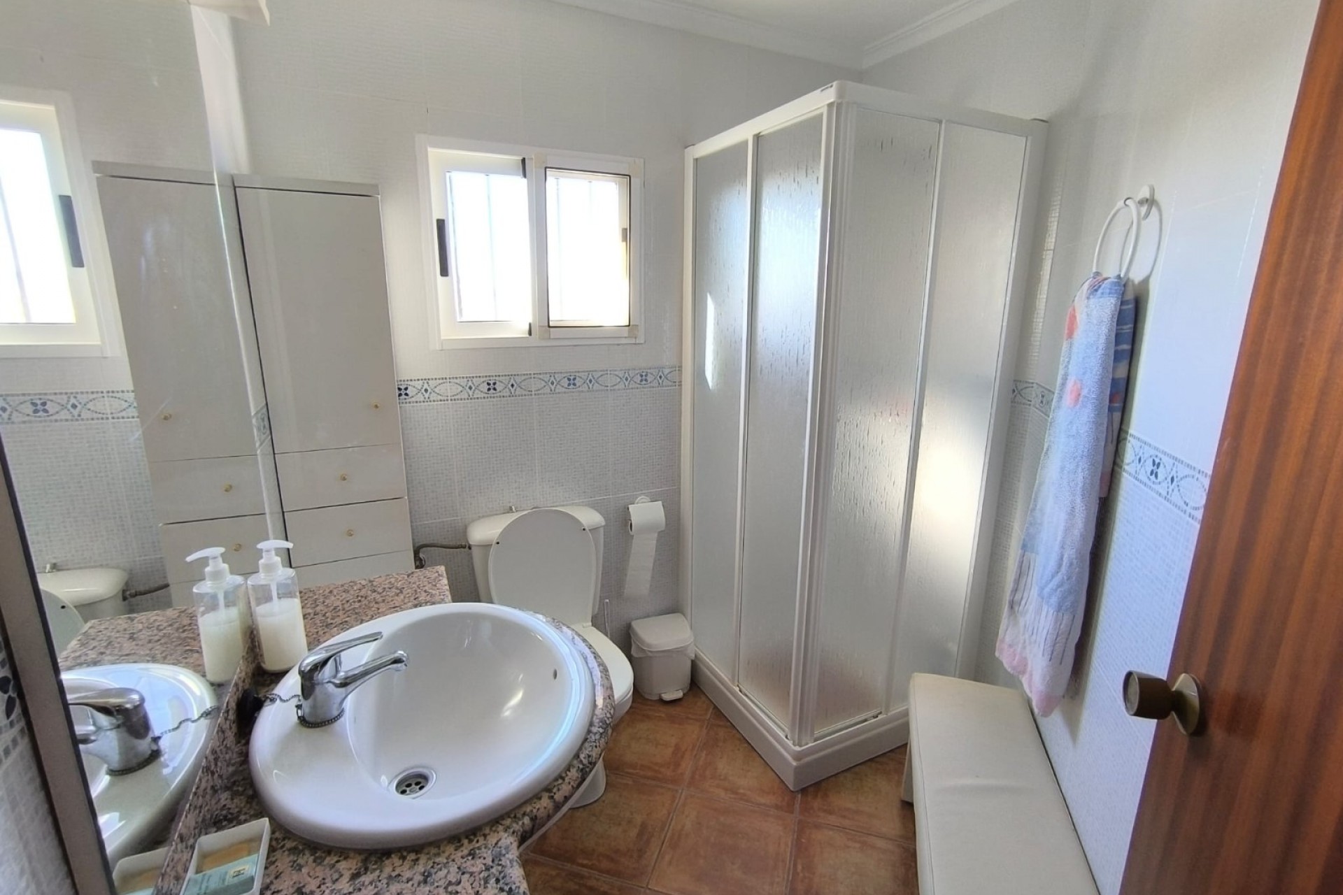 Reventa - Villa -
Yecla - Inland