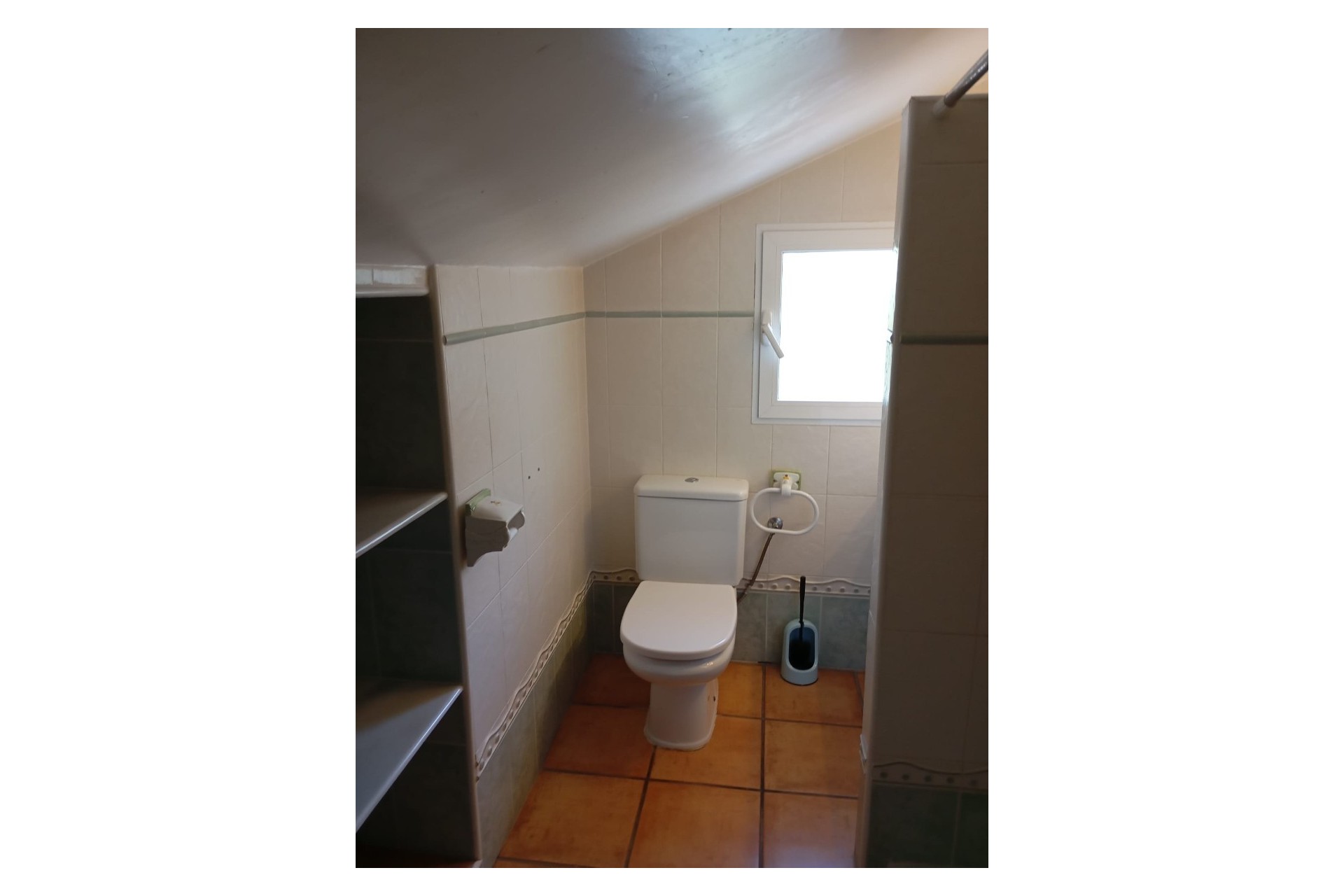 Reventa - Villa -
Yecla - Inland