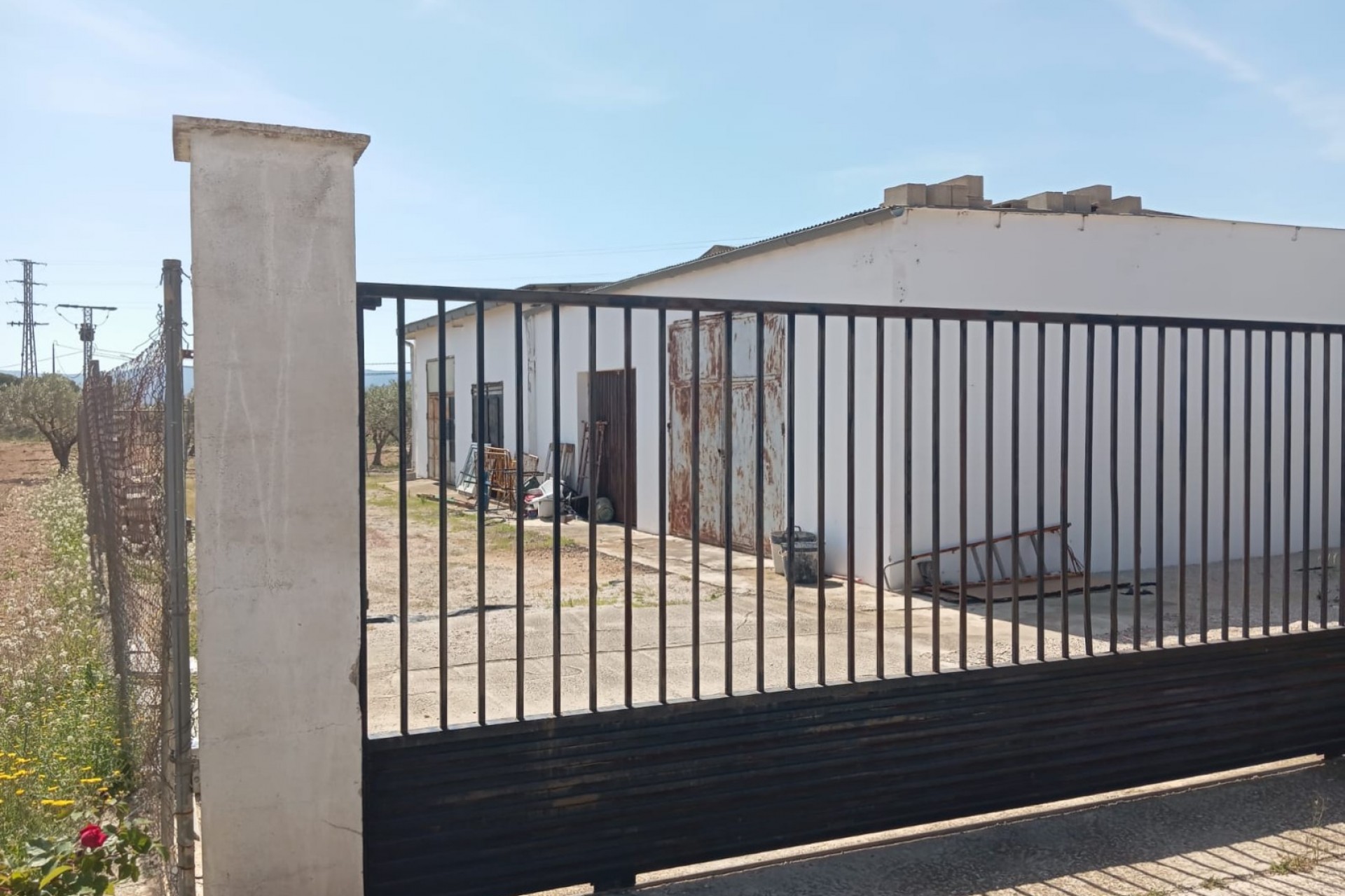 Reventa - Villa -
Yecla - Inland