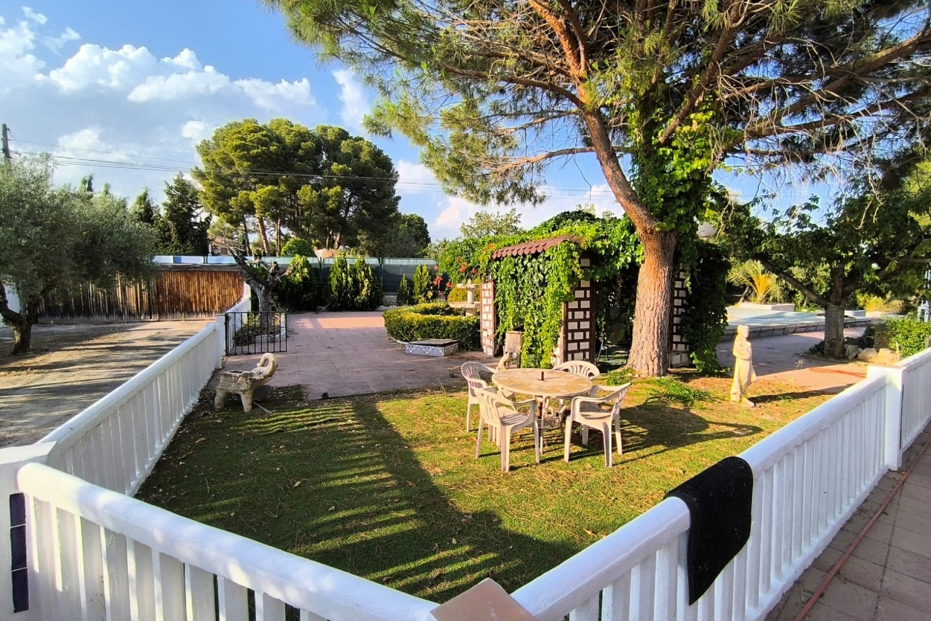 Reventa - Villa -
Yecla - Inland