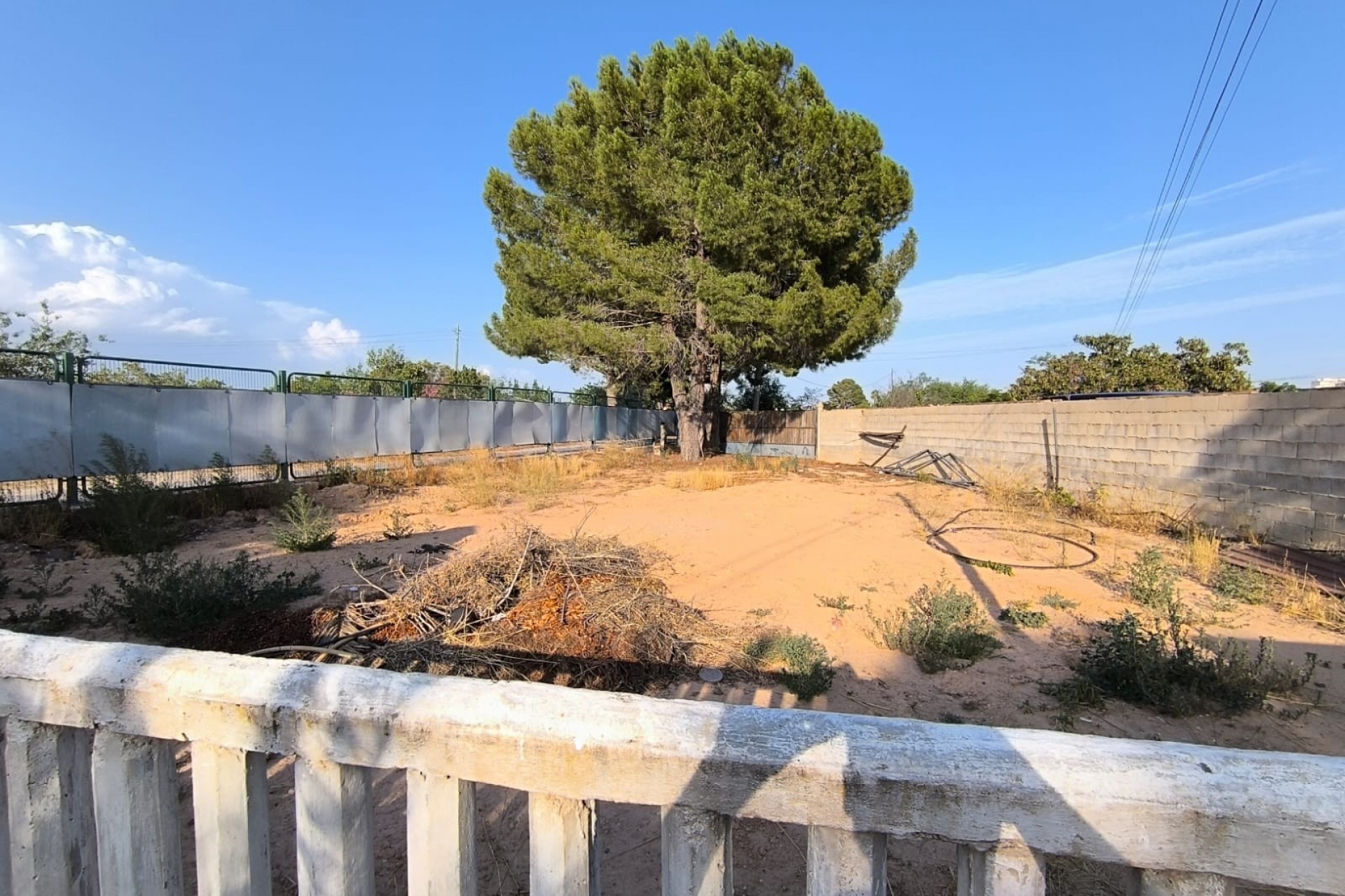 Reventa - Villa -
Yecla - Inland