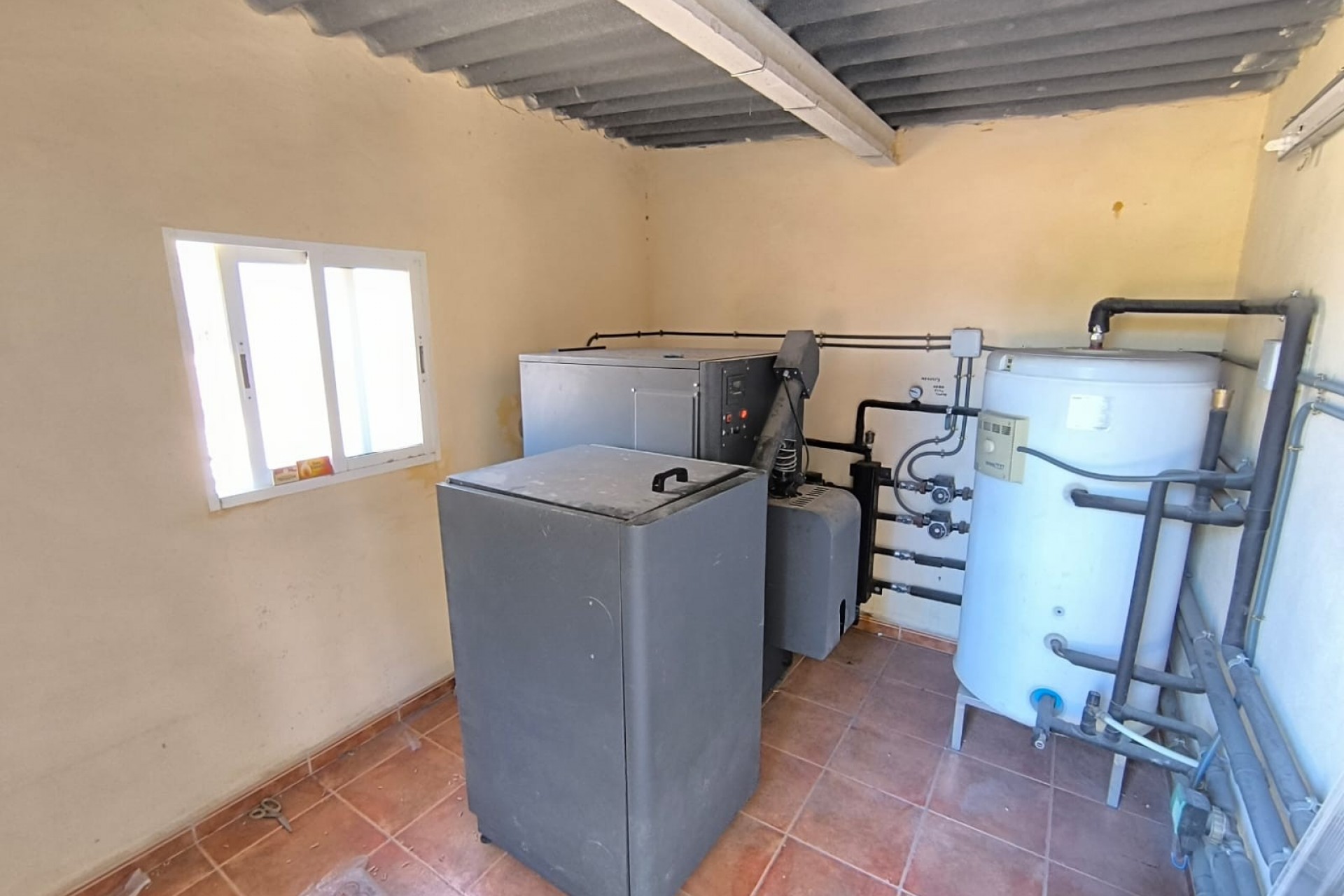 Reventa - Villa -
Yecla - Inland