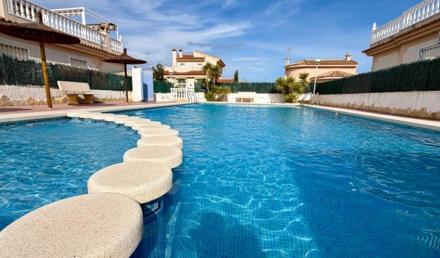 Semi Detached - Resale - Rojales - Pueblo