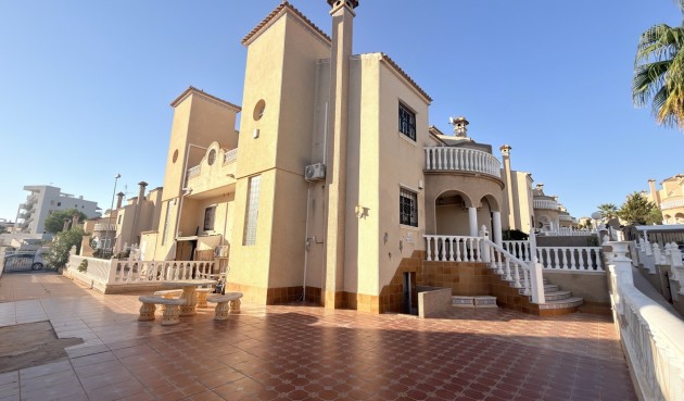 Semi Detached - Reventa - El Galan - Inland