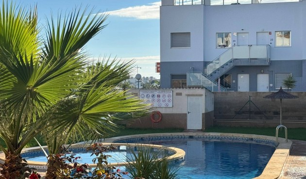 Tosidig - Brukt - Orihuela -
                Los Balcones Y Los Altos