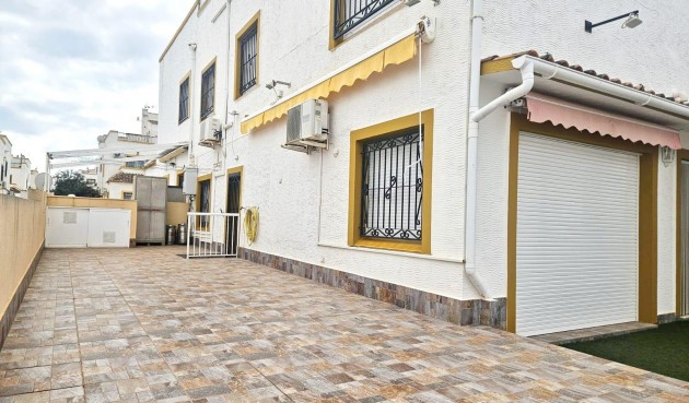 Town House - Återförsäljning - Orihuela Costa - Los Altos