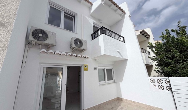Town House - Återförsäljning - Torrevieja - Costa Blanca