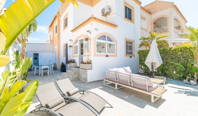 Town House - Återförsäljning - Torrevieja - Costa Blanca